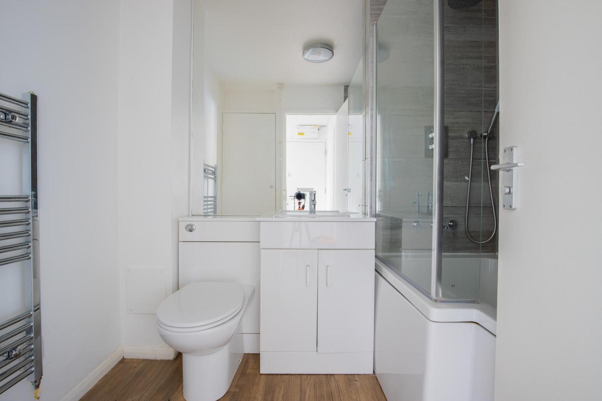 Londwell, Canary Wharf Riverfront Chic Apartamento Londres