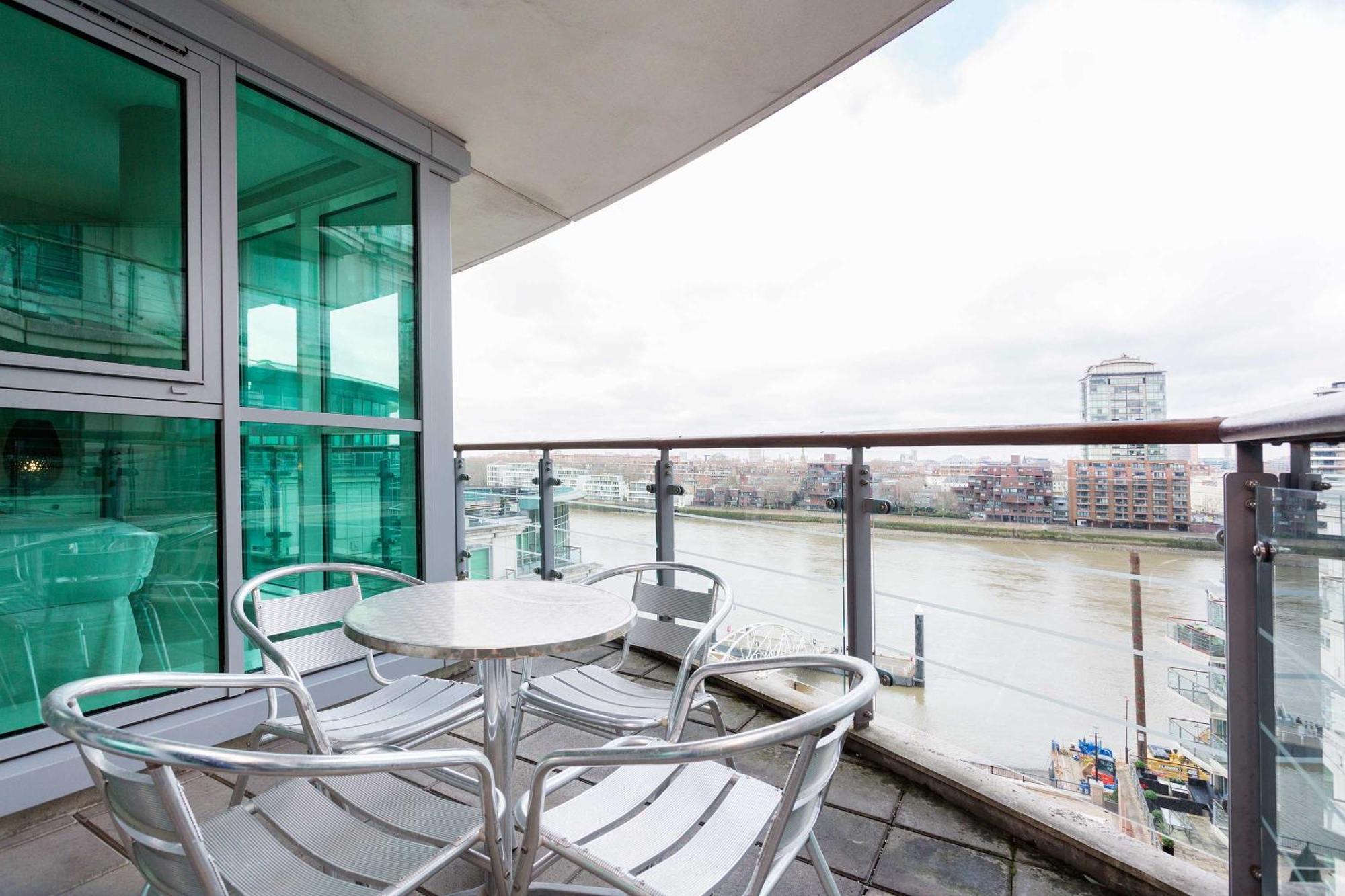 Veeve - River Views From Vauxhall Apartamento
