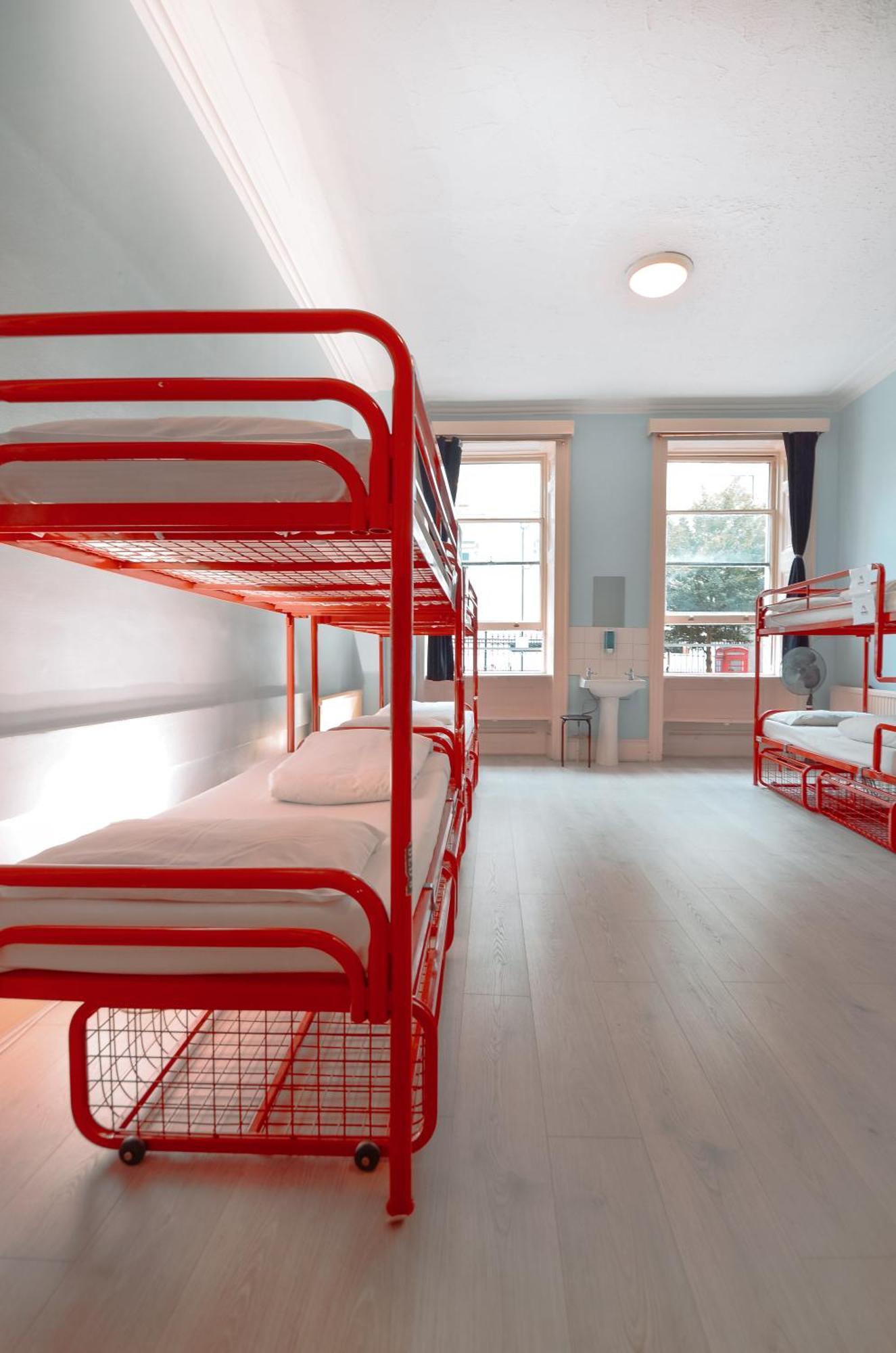 Hostel Astor Museum *