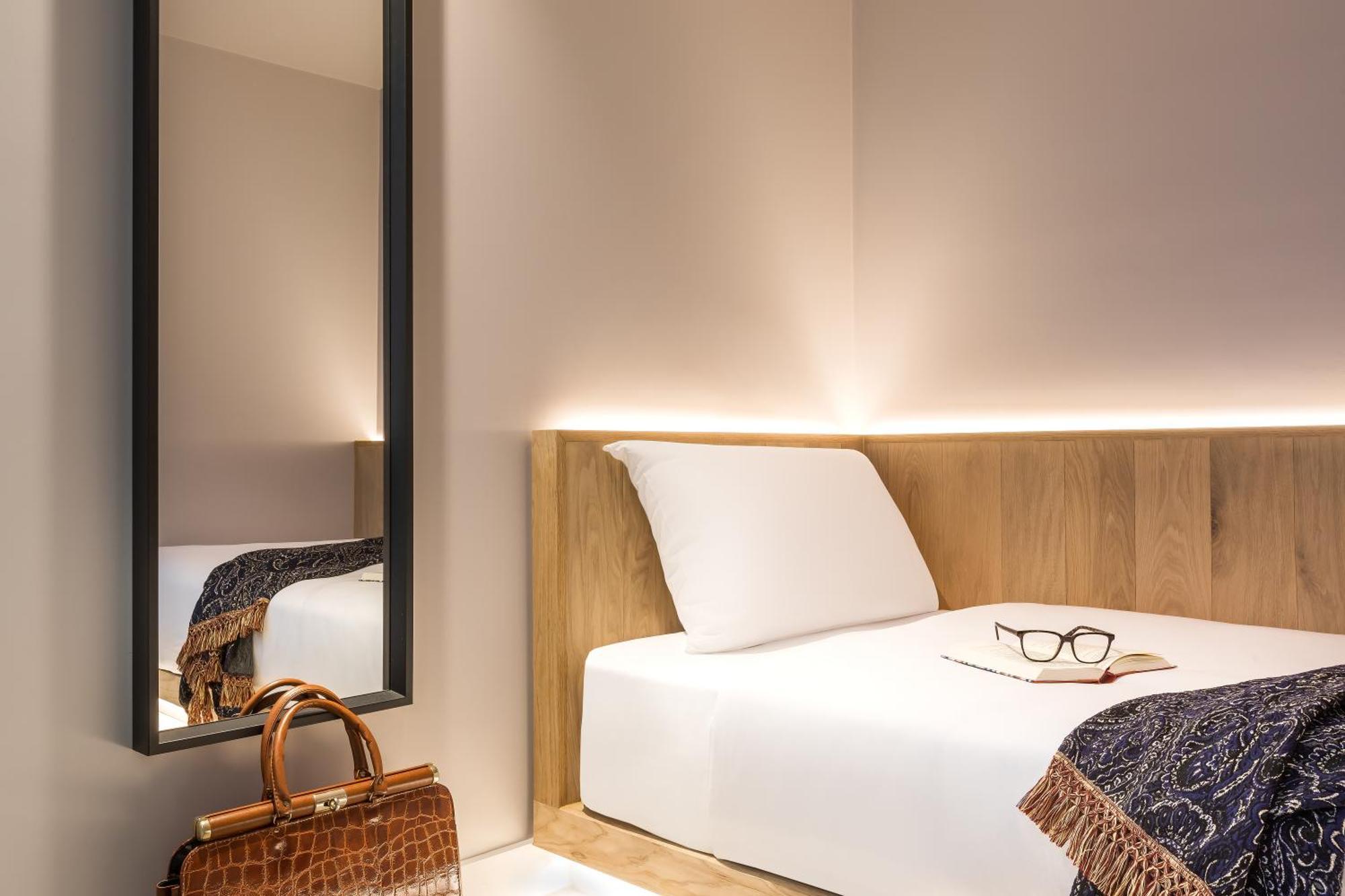 Hotel Zedwell Underground Tottenham Court Rd Londres