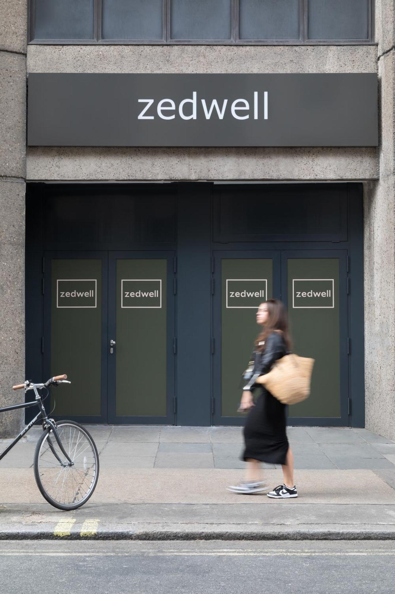 Hotel Zedwell Underground Tottenham Court Rd 3*