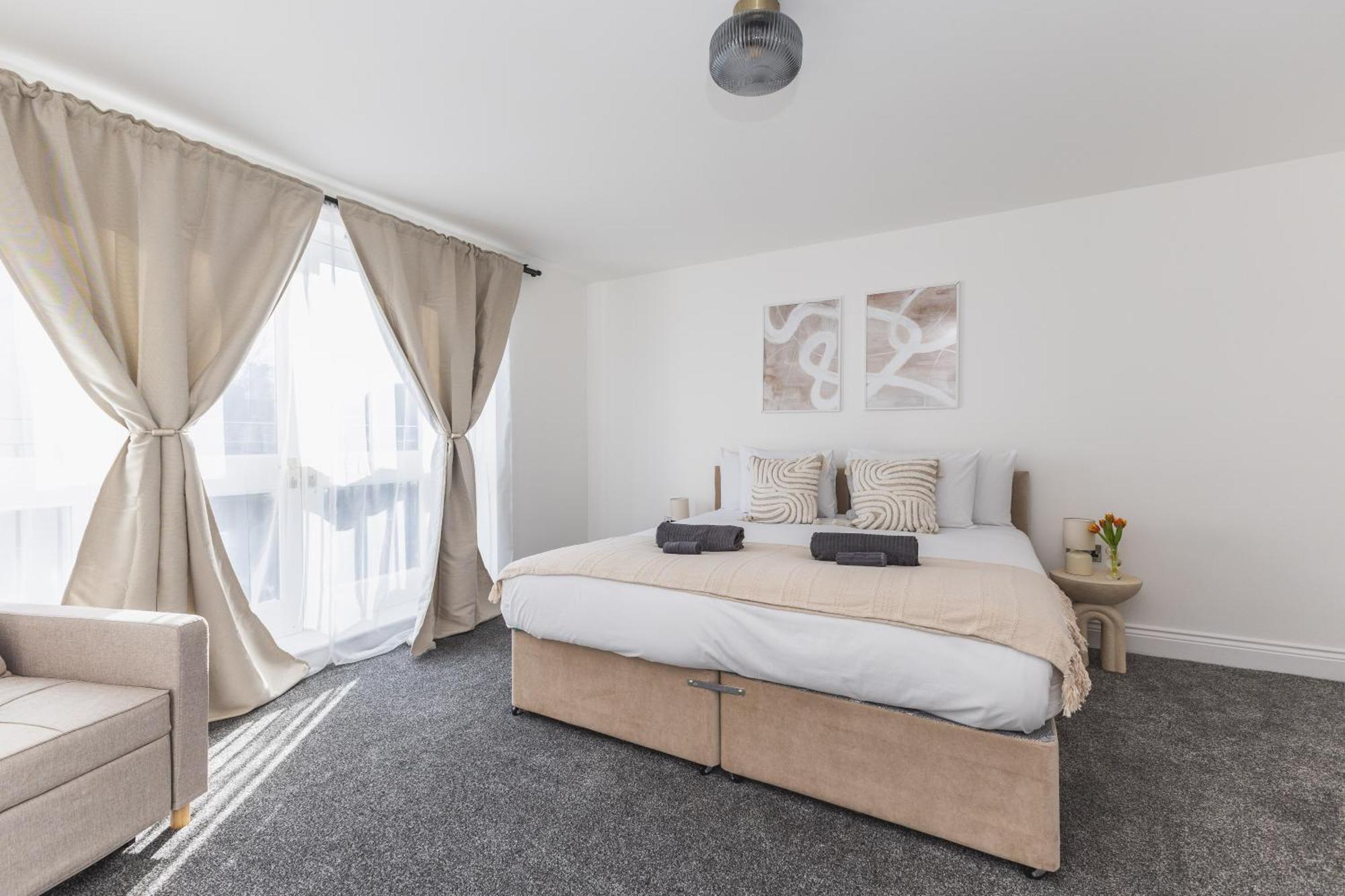 Arte Serviced Stratford - 3 Bedrooms 2 Bathrooms London, Stratford, Maryland, Free Parking, Garden, Weekly Or Monthly - Up To 8 Guests Casa de Férias Londres