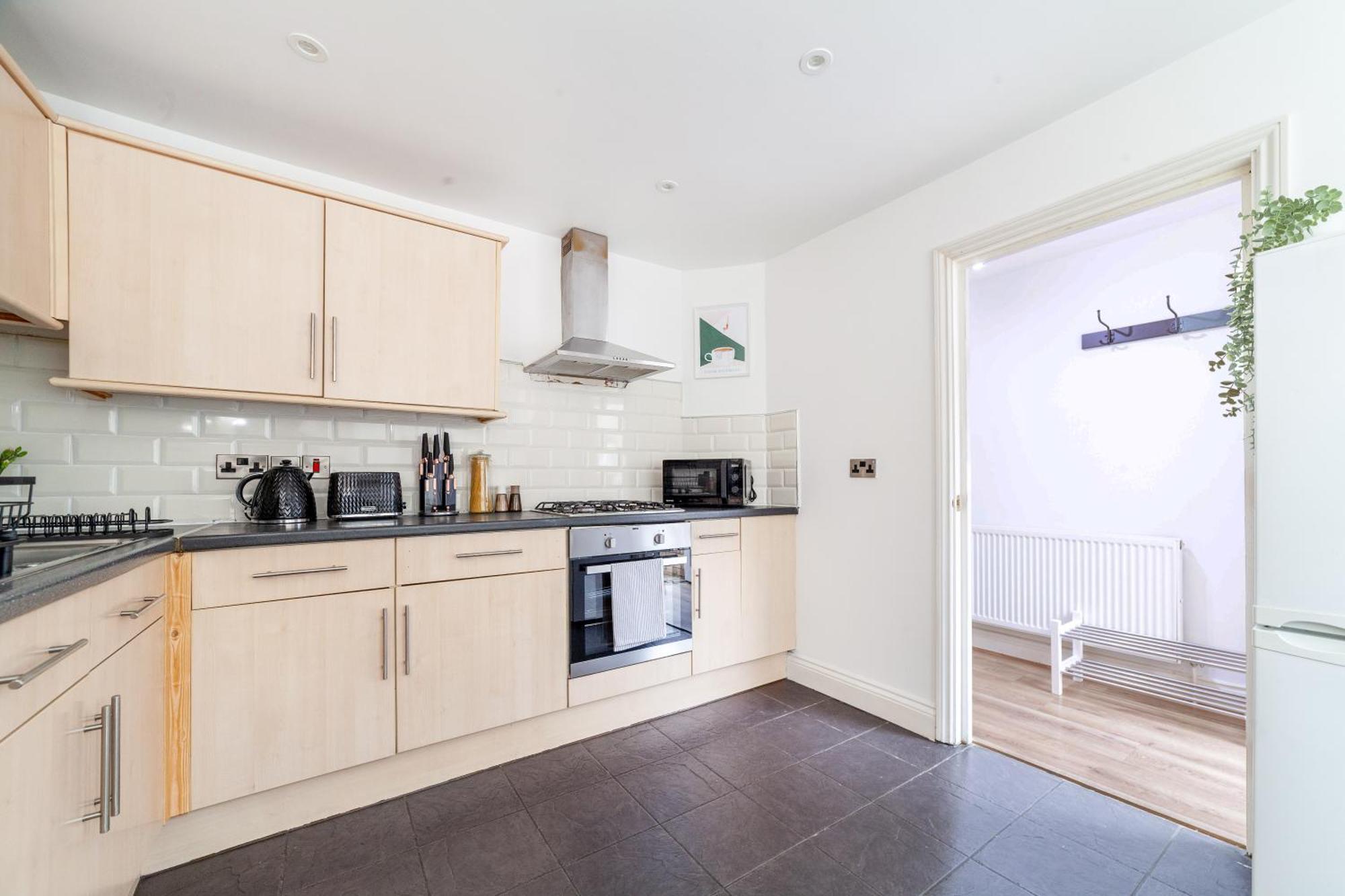 Arte Serviced Stratford - 3 Bedrooms 2 Bathrooms London, Stratford, Maryland, Free Parking, Garden, Weekly Or Monthly - Up To 8 Guests Сasa de vacaciones Londres