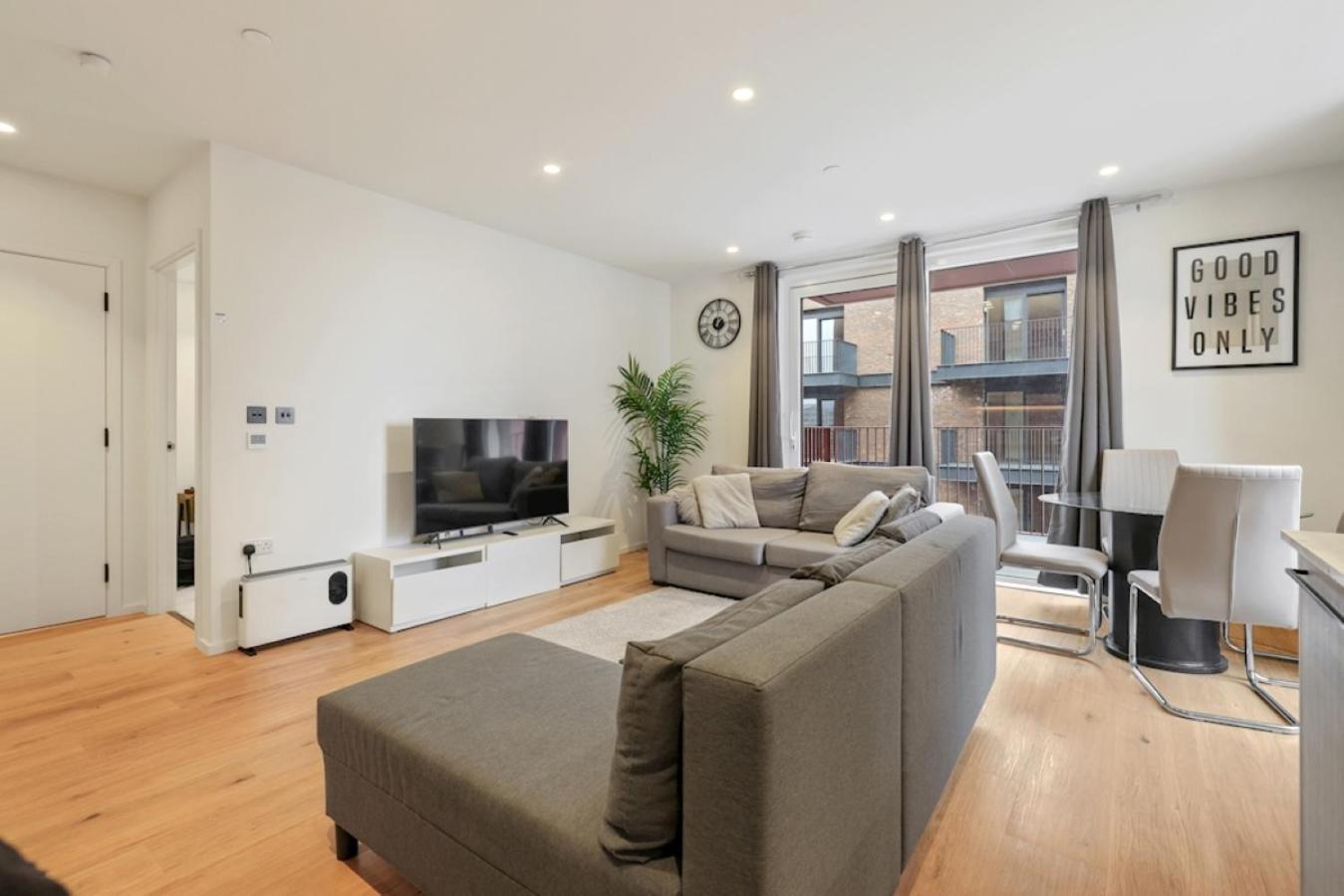 Appartement Excel Riverside 2 Bed Londres