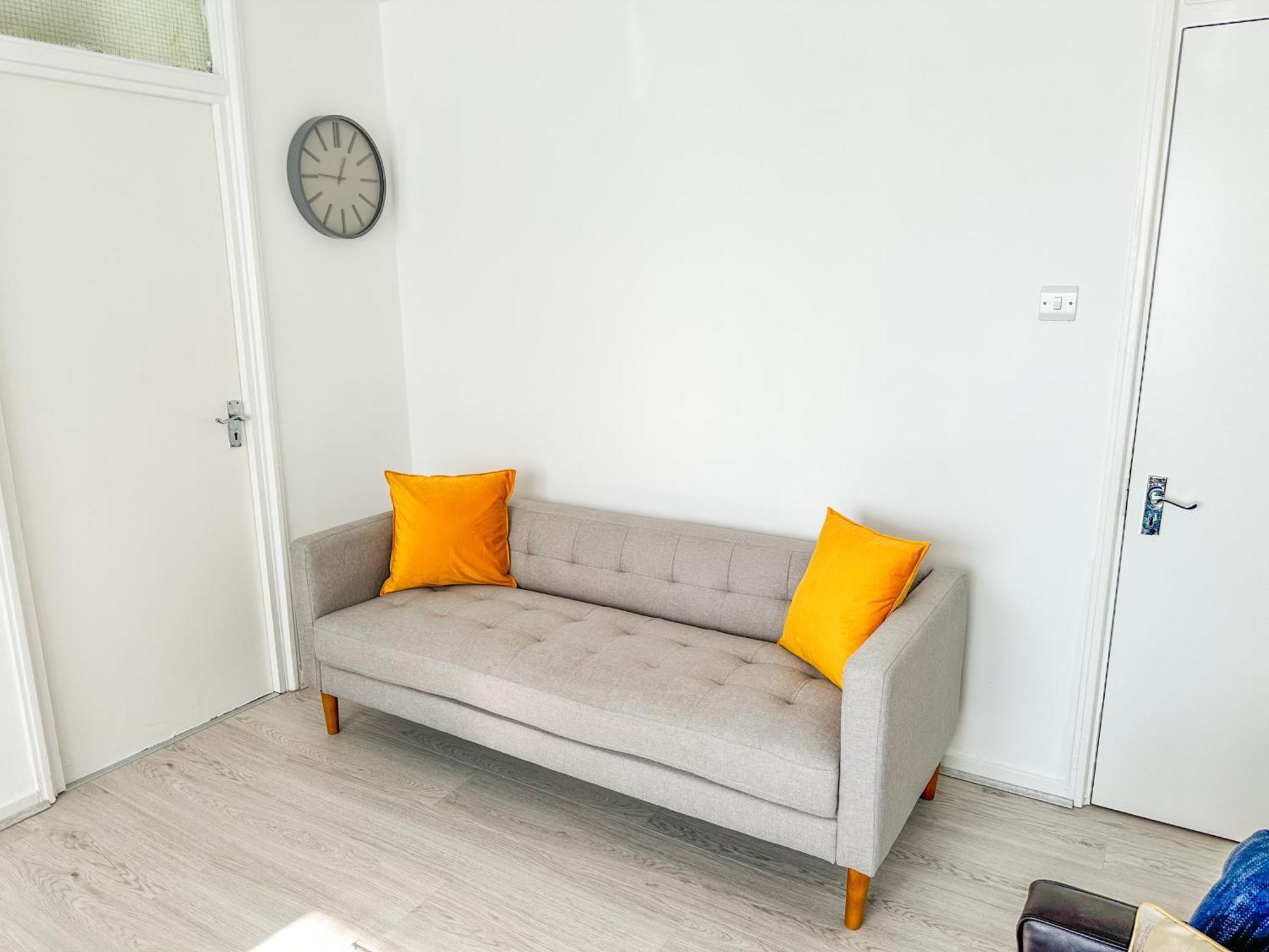 3 Bedroom Flat Haggerston, Hackney, * Londres