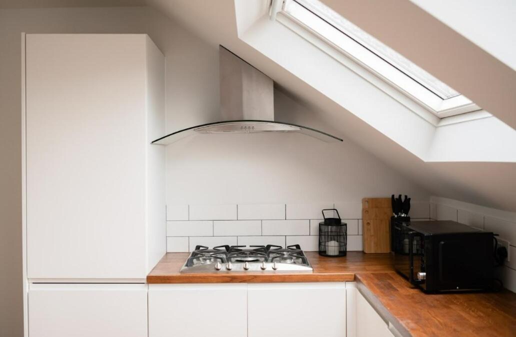 Apartamento Contemporary 2 Bed Loft Honor Oak, Londres