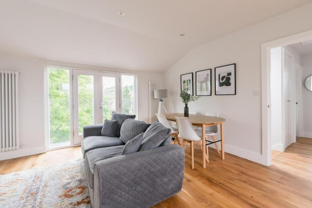 Contemporary 2 Bed Loft Honor Oak, * Londres