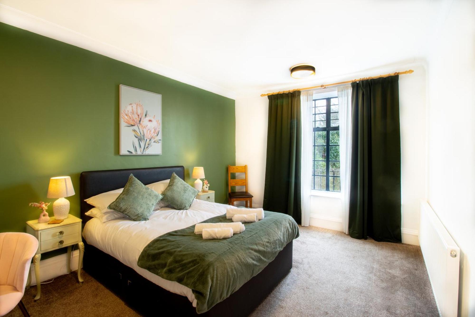 Spacious 2br, Free Parking & Wifi Near Station * Londres