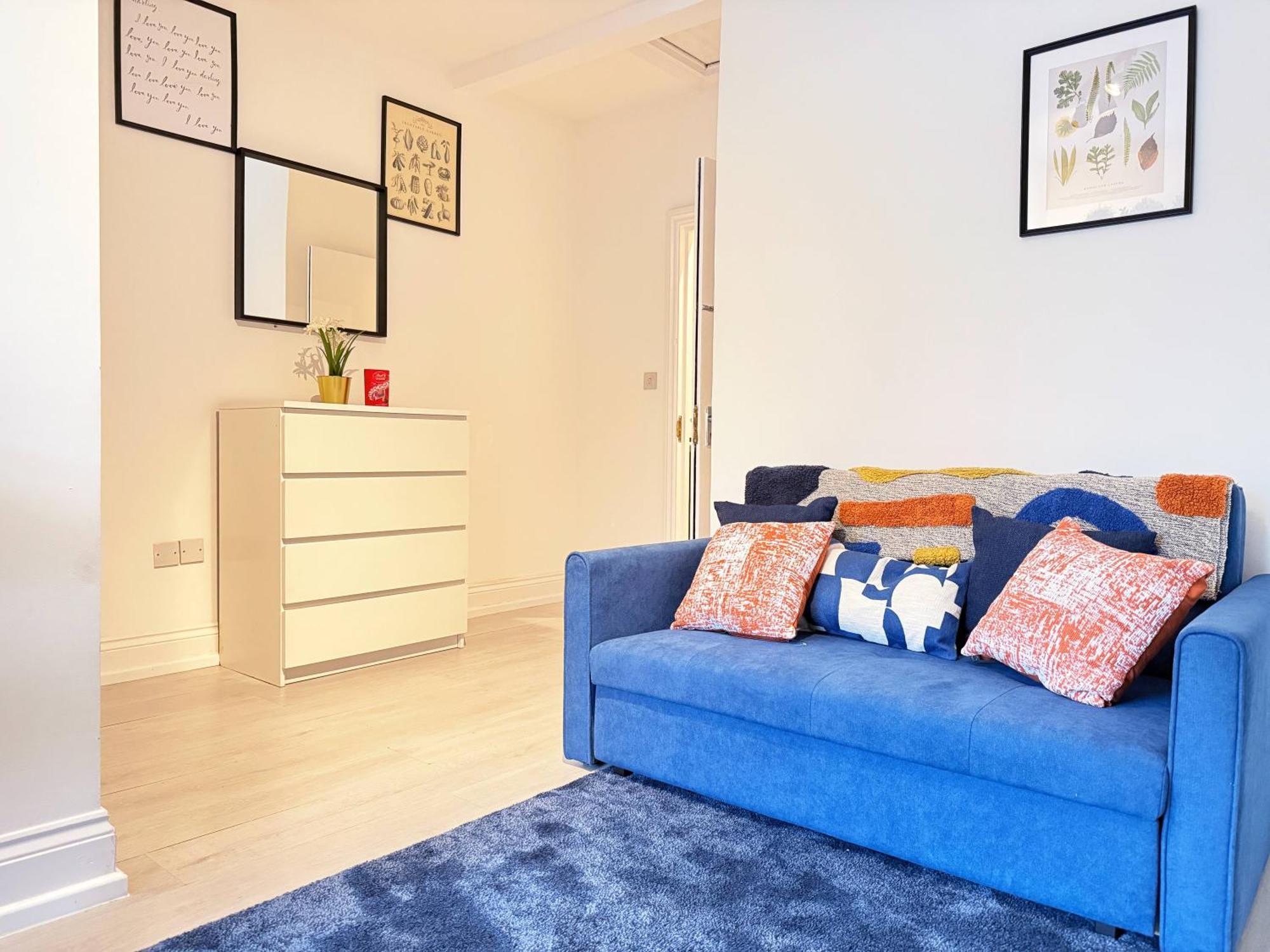Modern & Cosy 2 Bedroom With Free Parking Near Wembley *