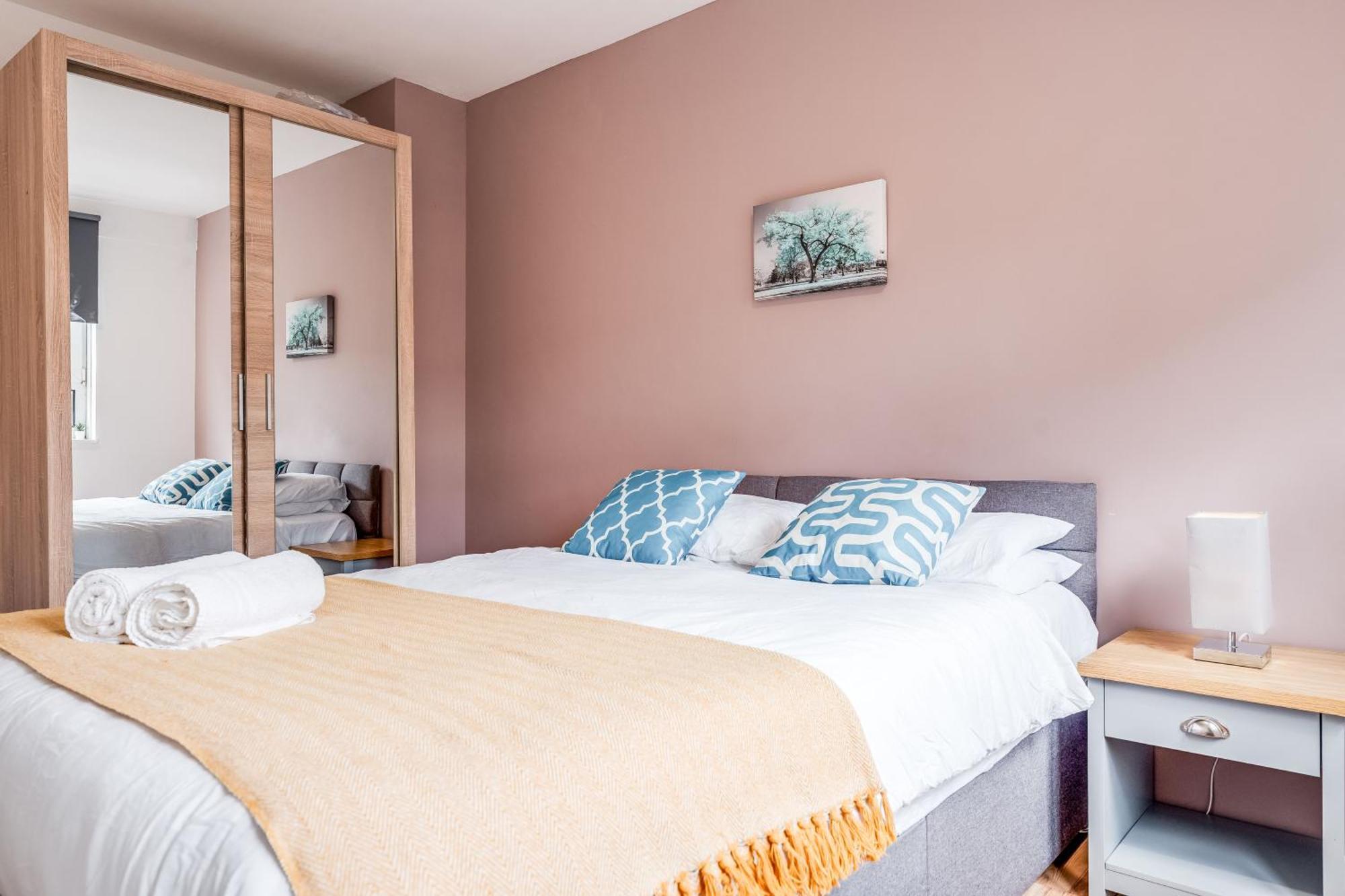 Leo's Place In Mile End 2 Double Beds, 1 Bunk Bed, Max 6, Spacious, Ideal For Families Appartement Londres