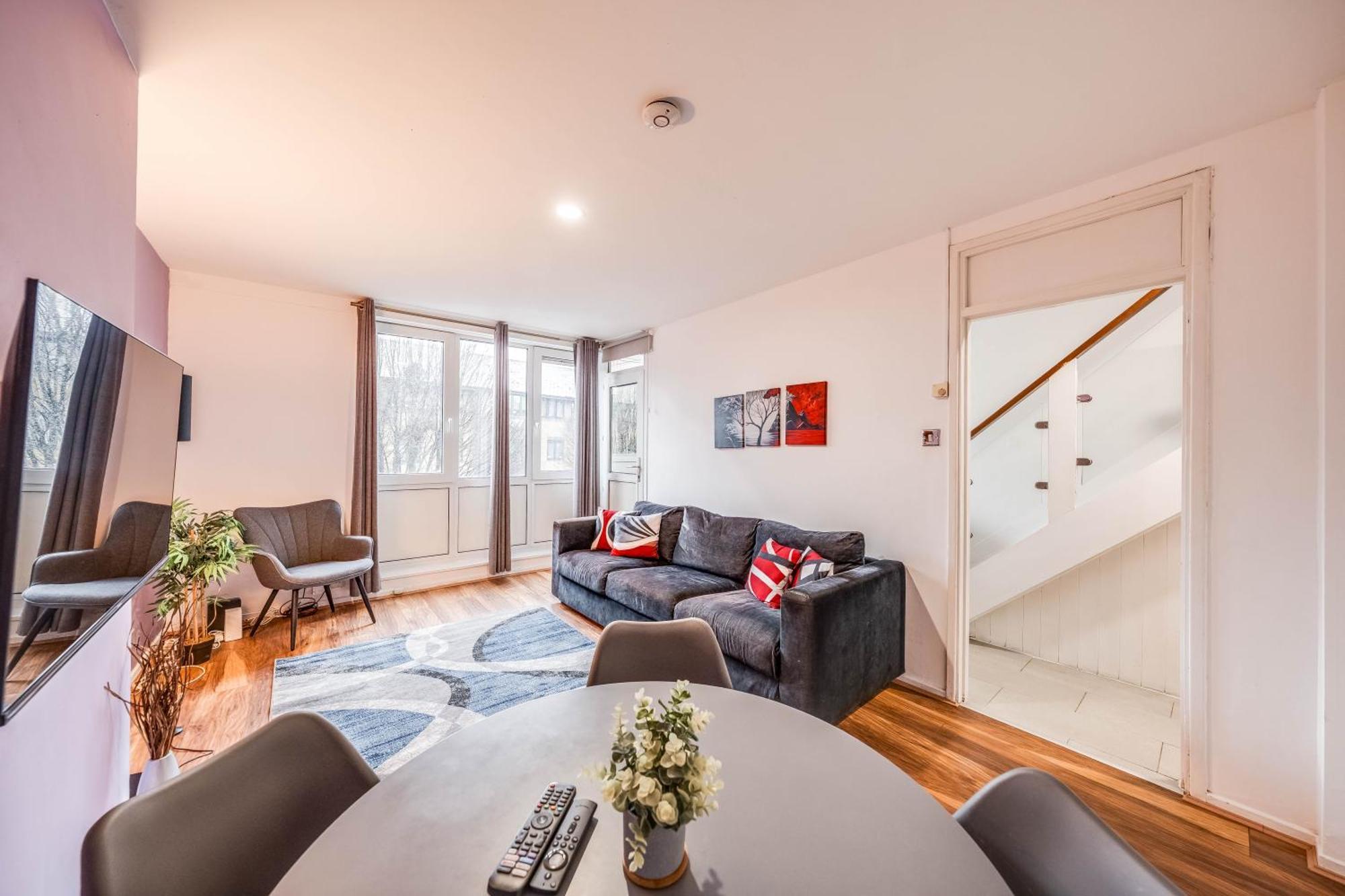 Appartement Leo's Place In Mile End 2 Double Beds, 1 Bunk Bed, Max 6, Spacious, Ideal For Families Londres