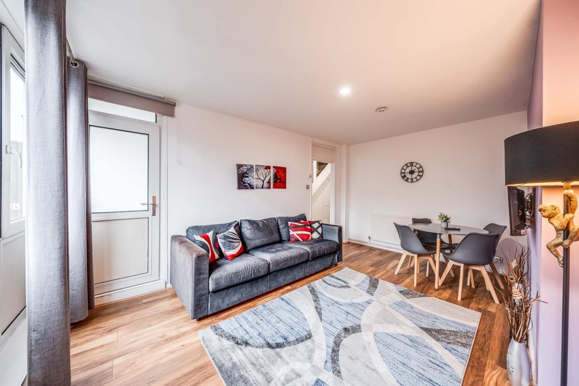Appartement Leo's Place In Mile End 2 Double Beds, 1 Bunk Bed, Max 6, Spacious, Ideal For Families Londres