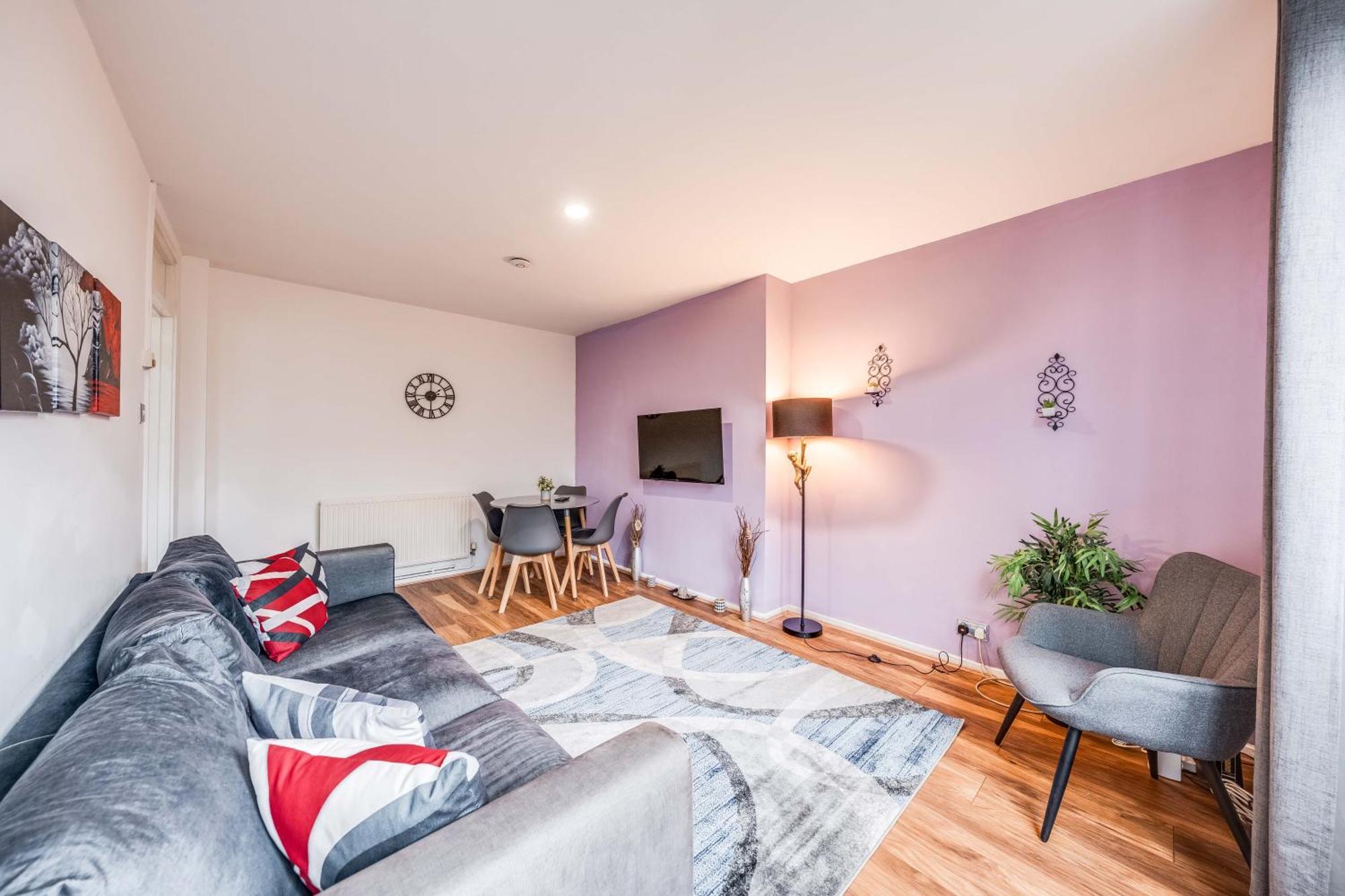 Leo's Place In Mile End 2 Double Beds, 1 Bunk Bed, Max 6, Spacious, Ideal For Families Appartement