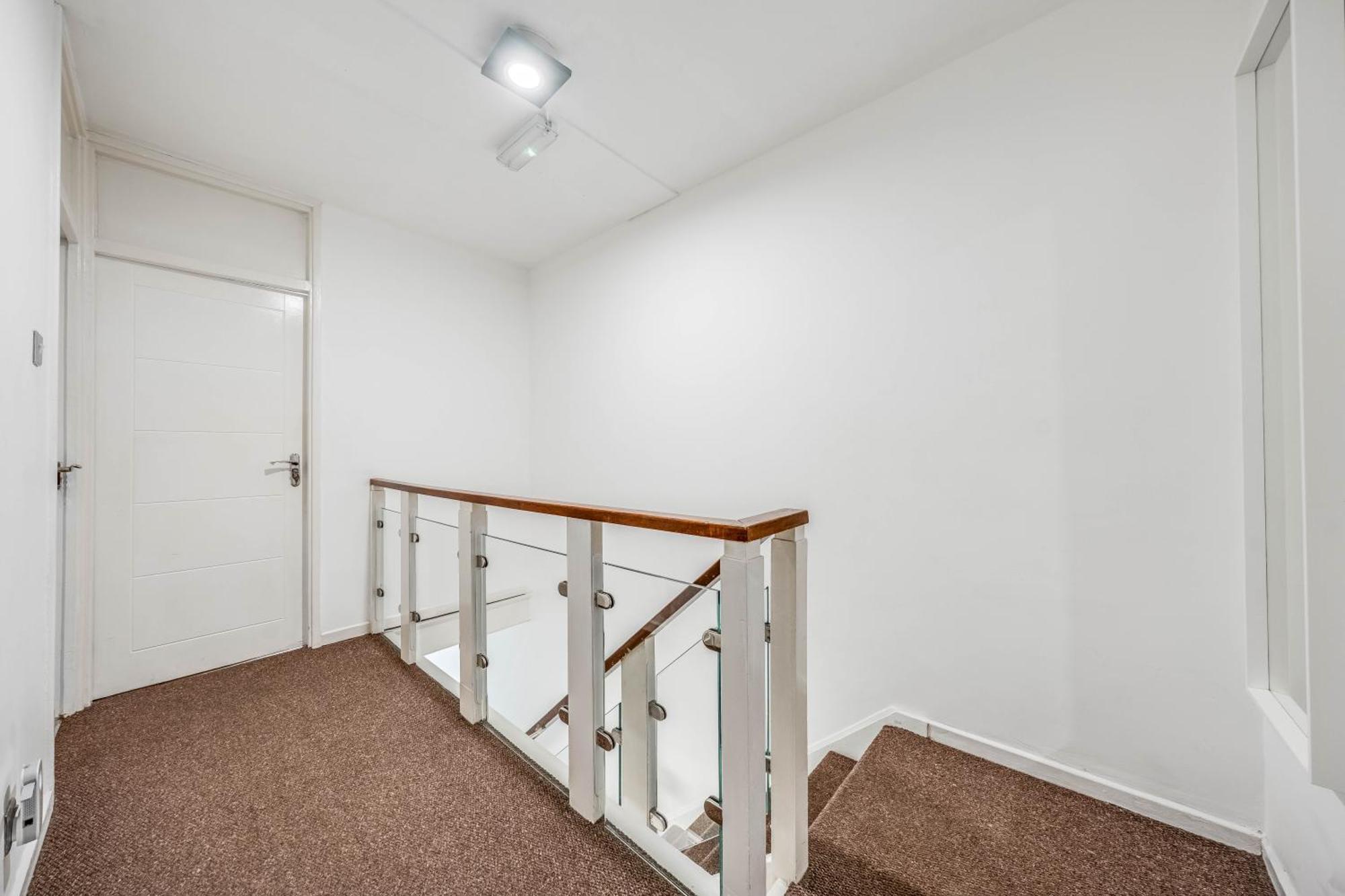 Leo's Place In Mile End 2 Double Beds, 1 Bunk Bed, Max 6, Spacious, Ideal For Families Appartement Londres