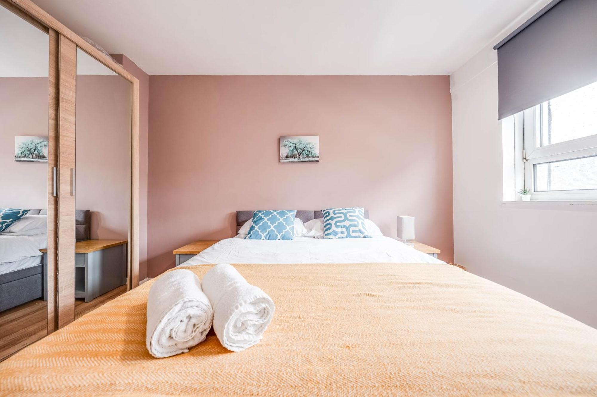 Appartement Leo's Place In Mile End 2 Double Beds, 1 Bunk Bed, Max 6, Spacious, Ideal For Families Londres