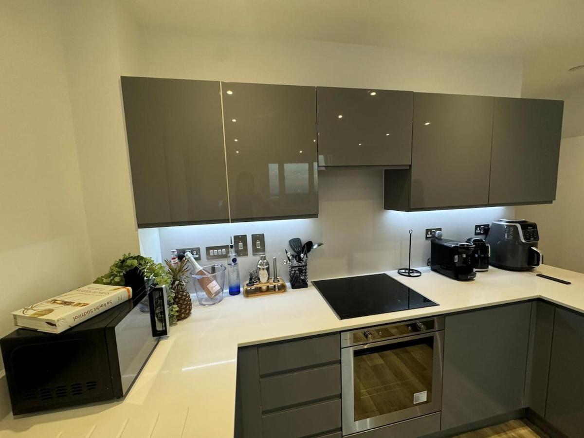 Stunning Luxury 2 Bedroom Appartement Londres