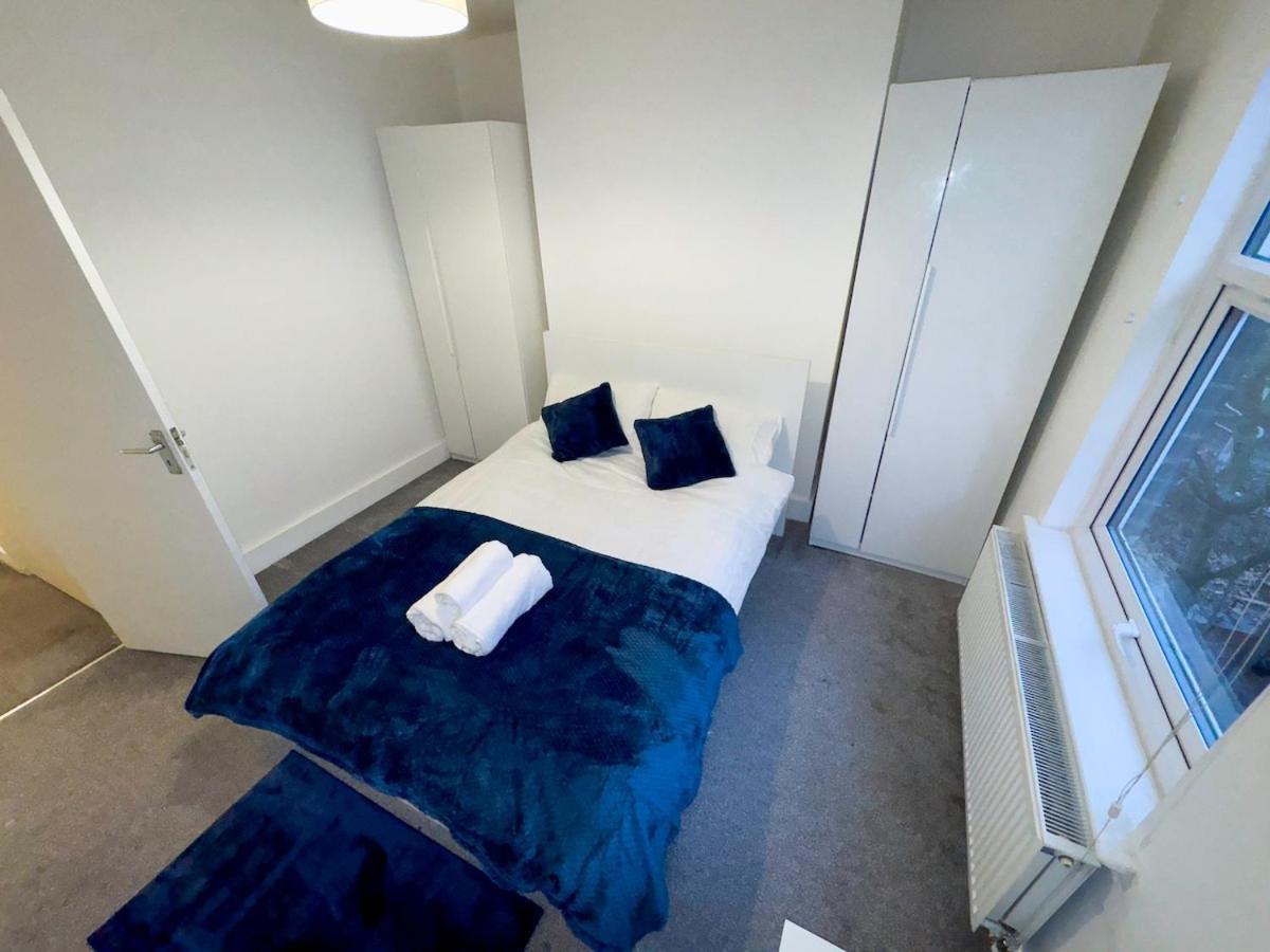 Spacious 3 Bed Apartment, 10 Mins From Wembley Stadium With Private Garden Appartement