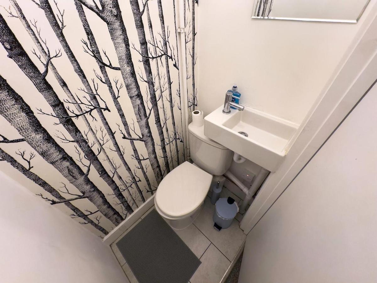 Appartement Spacious 3 Bed Apartment, 10 Mins From Wembley Stadium With Private Garden *