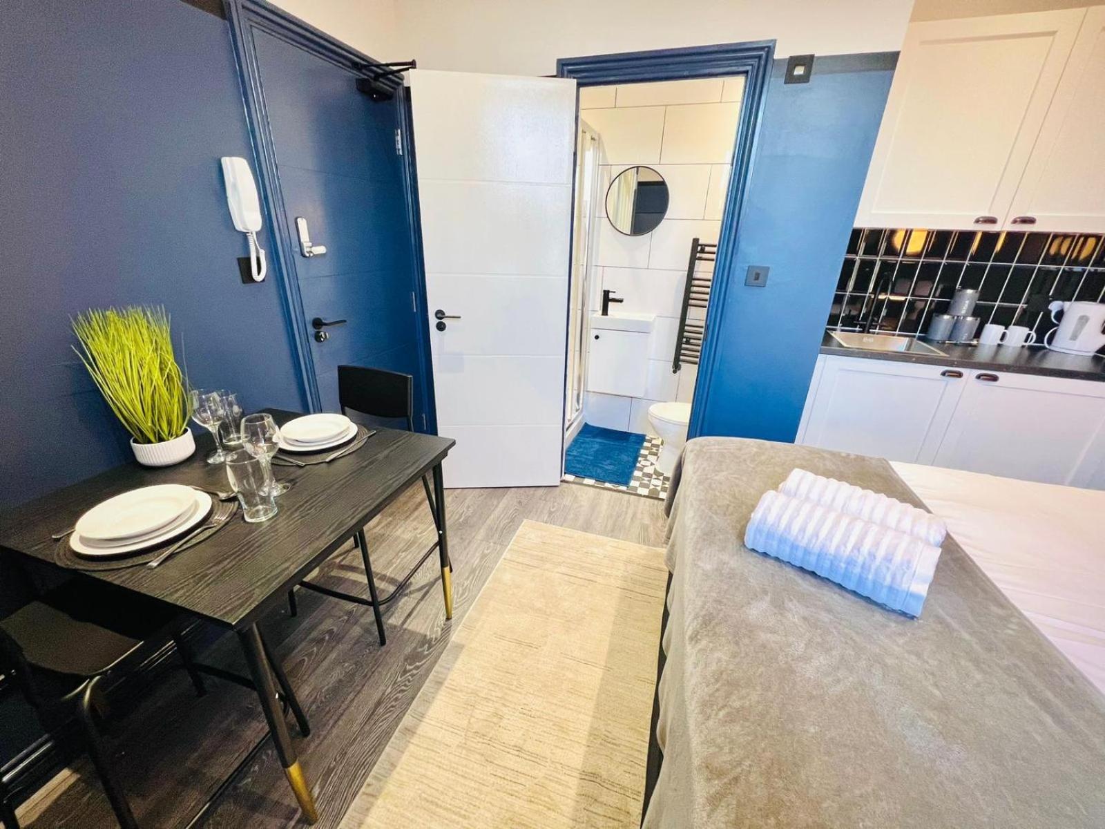 Pensión 61 Studio, Ideal For Tourists High Recommend!!! *