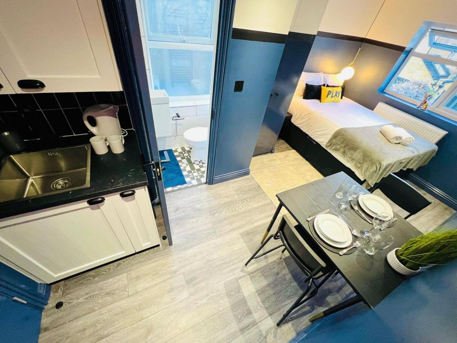 Pensión 61 Studio, Ideal For Tourists High Recommend!!! *