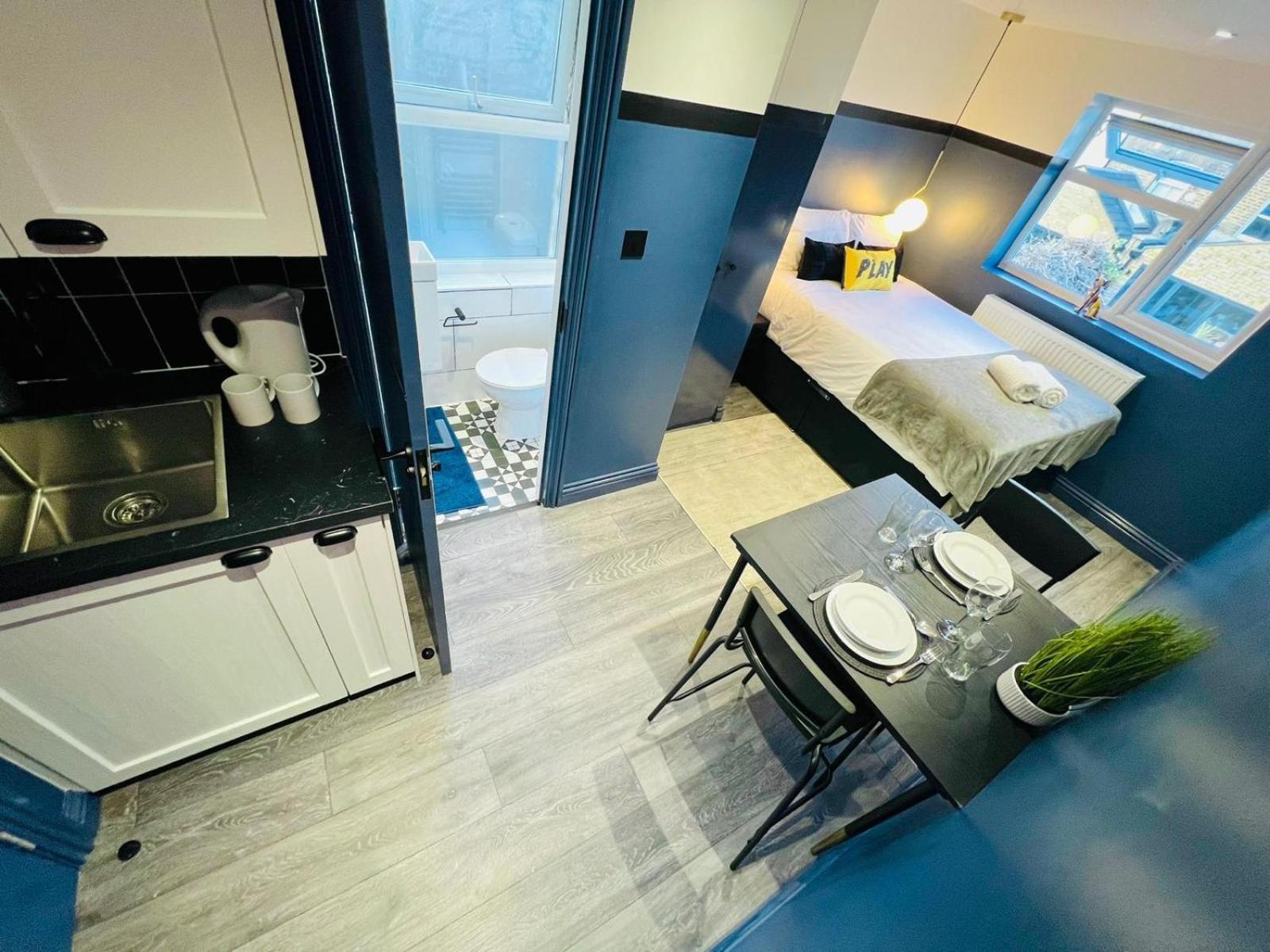 Pensión 61 Studio, Ideal For Tourists High Recommend!!! Londres