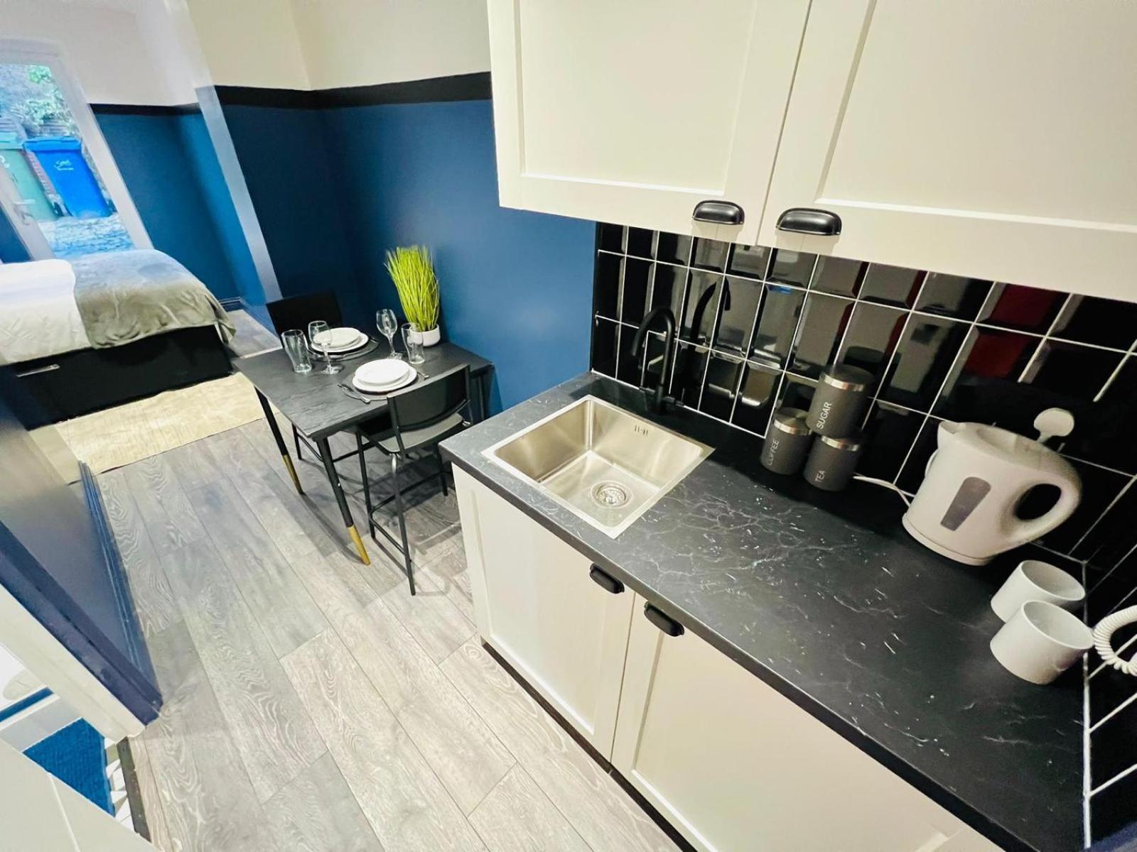 Pensión 61 Studio, Ideal For Tourists High Recommend!!! Londres