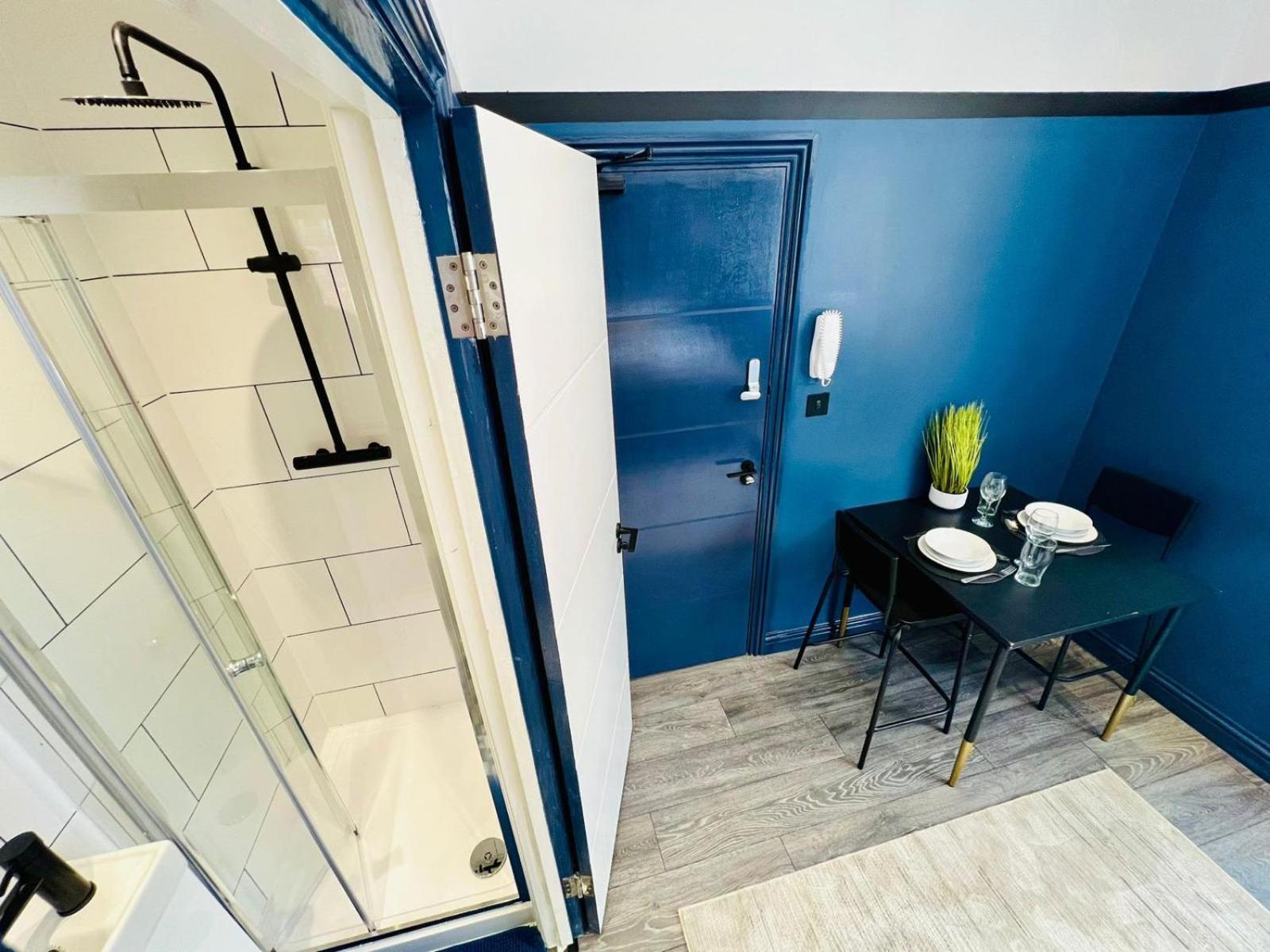 61 Studio, Ideal For Tourists High Recommend!!! Pensión
