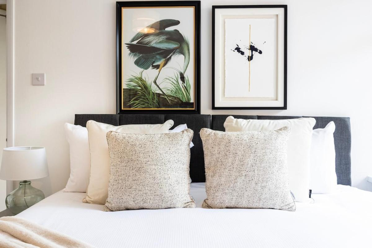 Appartement New 1 Bed Zone 2 Ideal For Contractors Free Parking & Near Uber Boat Pier , Long Welcome , Offers