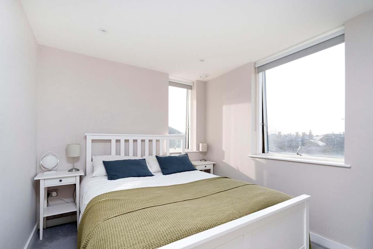 Charming & Modern Flat With Balcony Appartement Londres