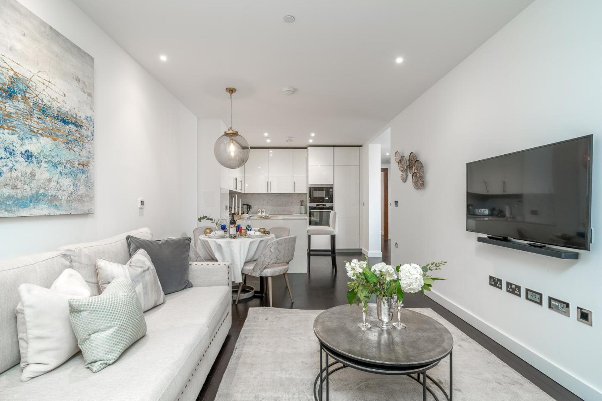 Riverfront Retreat In 2 Bed 2 Bath Appartement Londres