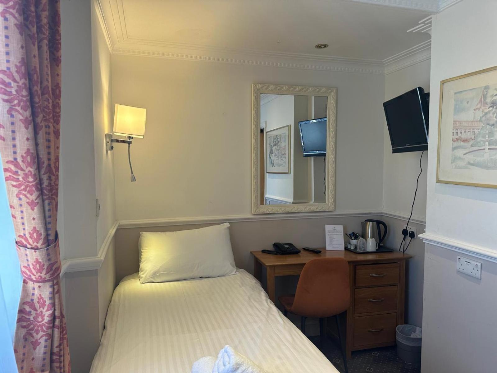 Hyde Park Radnor Bed & Breakfast Londen