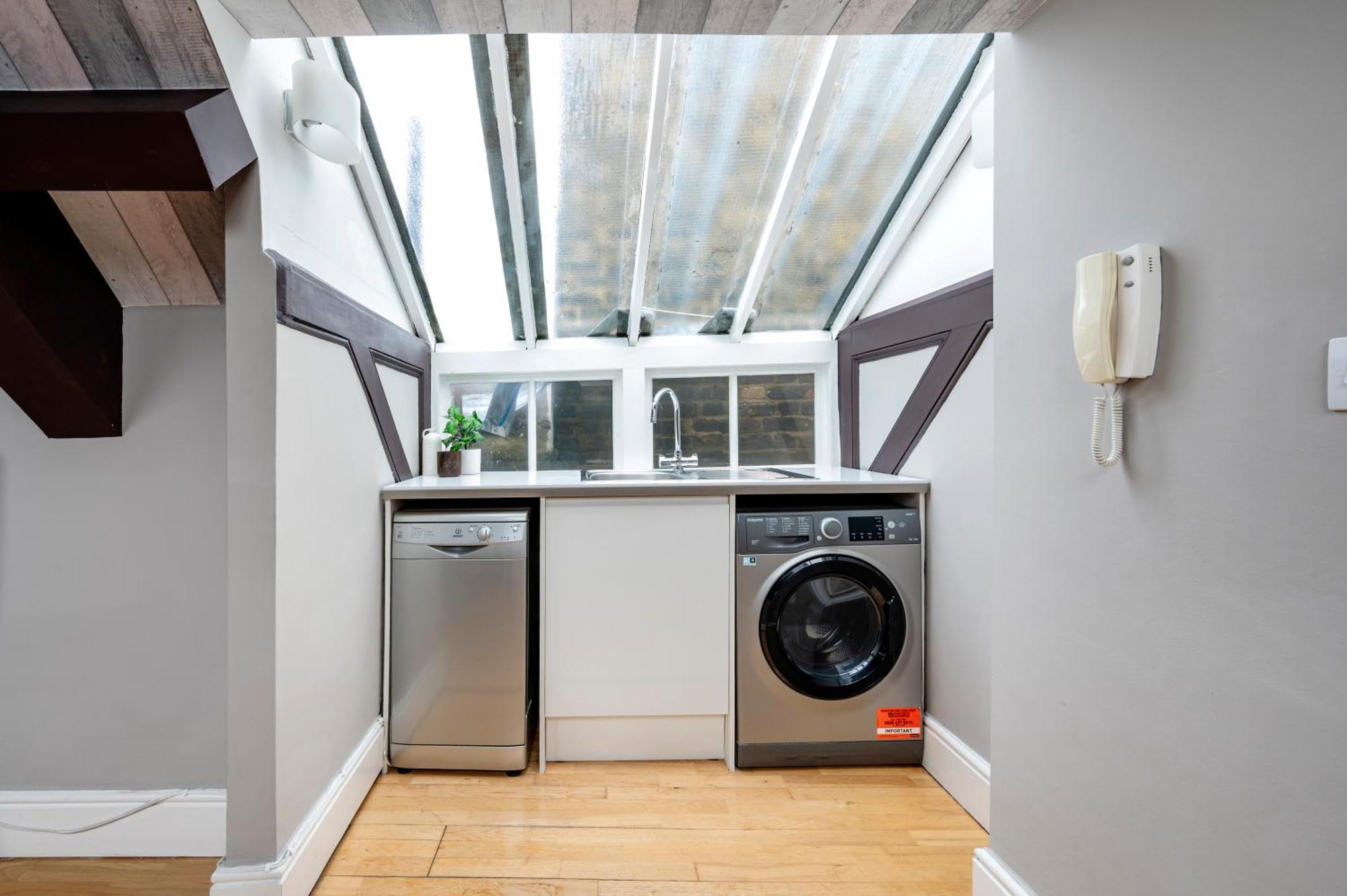 Apartamento Sunny Loft In Center Of *