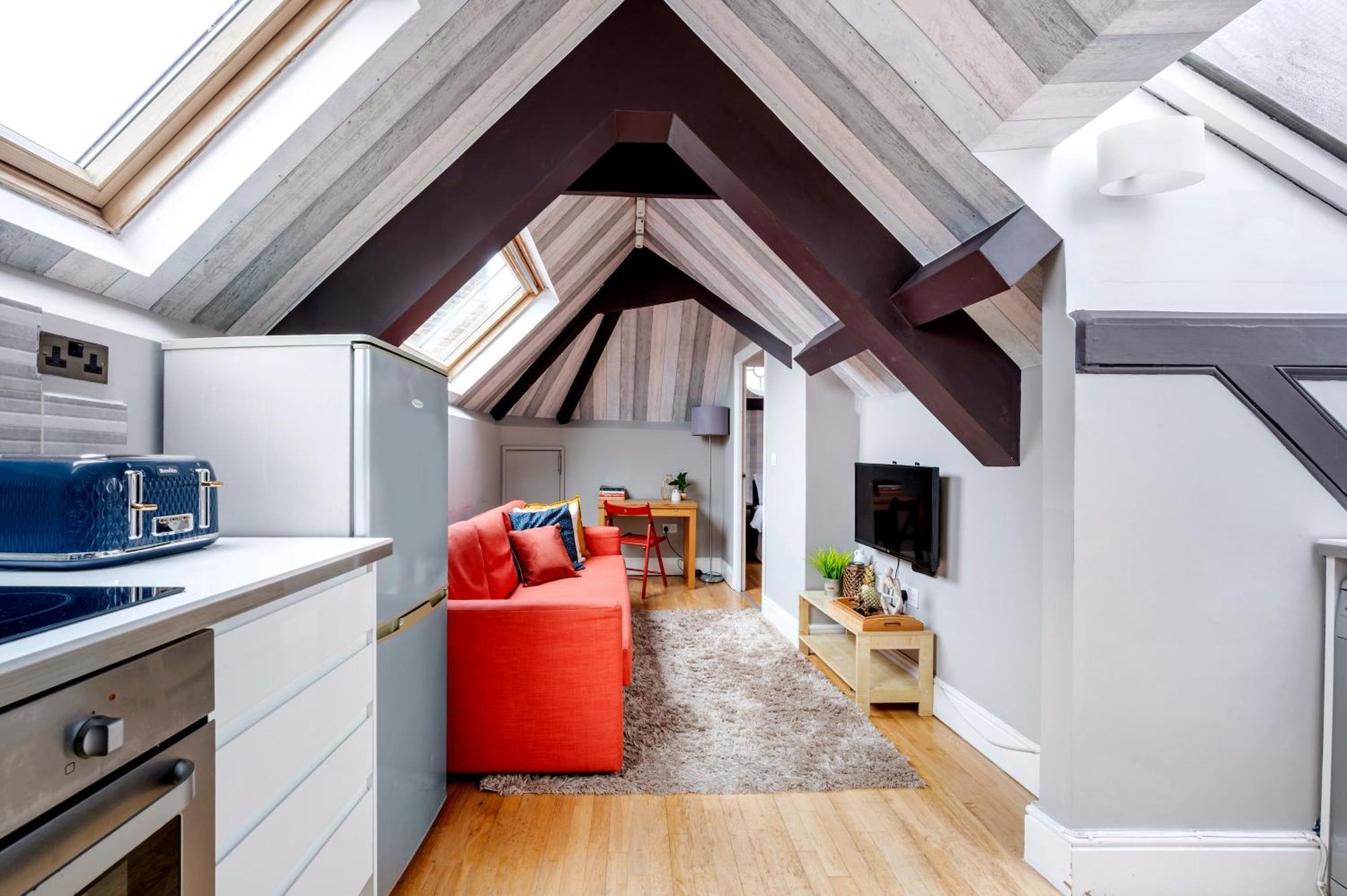 Sunny Loft In Center Of Apartamento