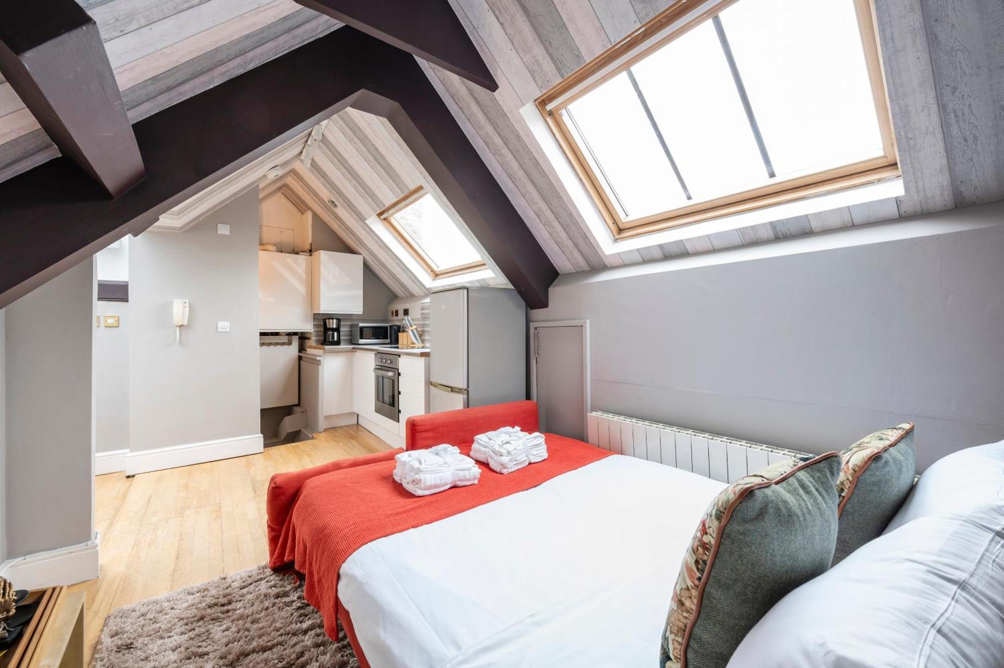 Sunny Loft In Center Of Apartamento Londres