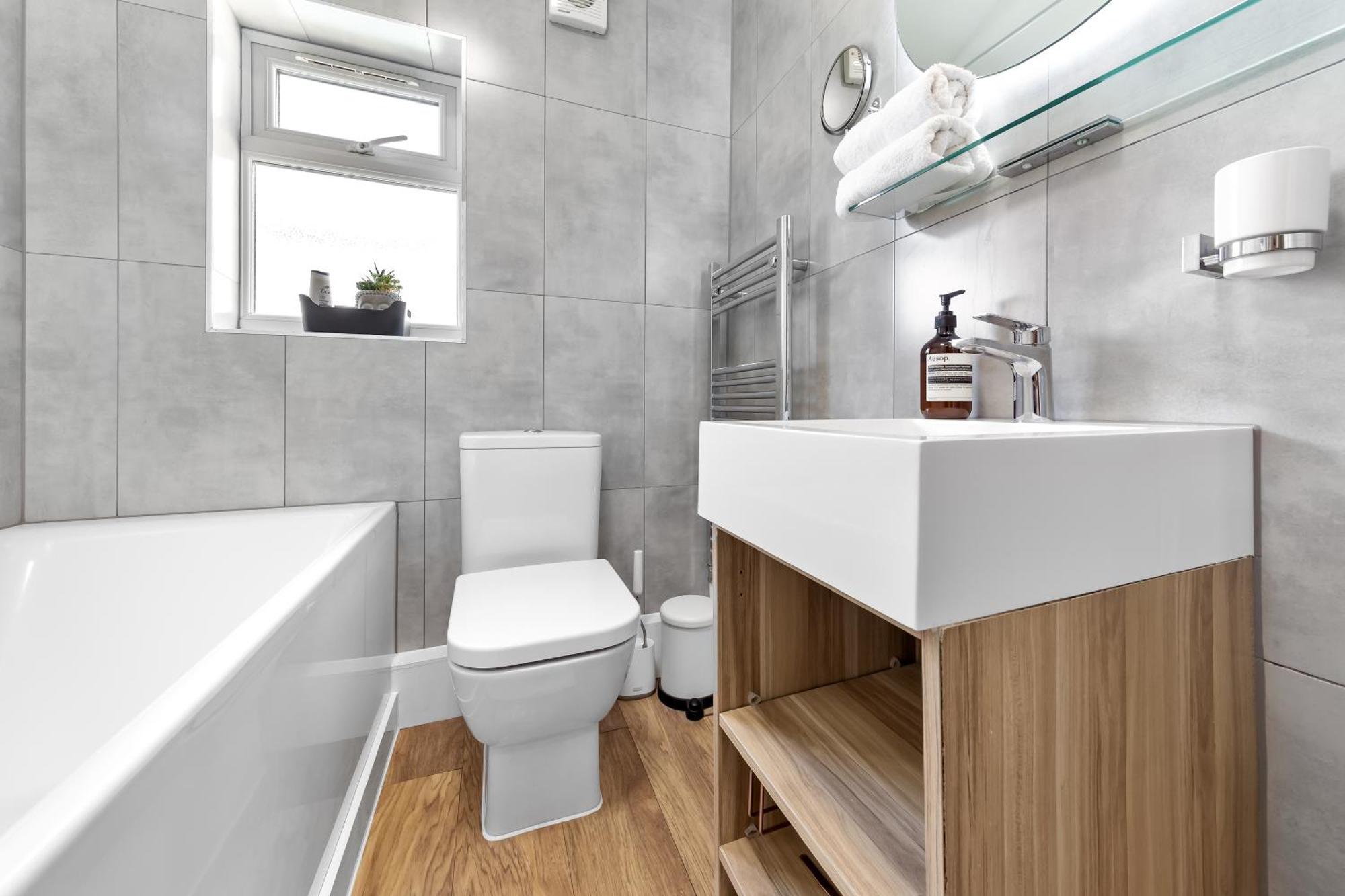 Apartamento Big Ben, 10 Mins To Bridge, 5 Min Croydon, 30 Min Airport