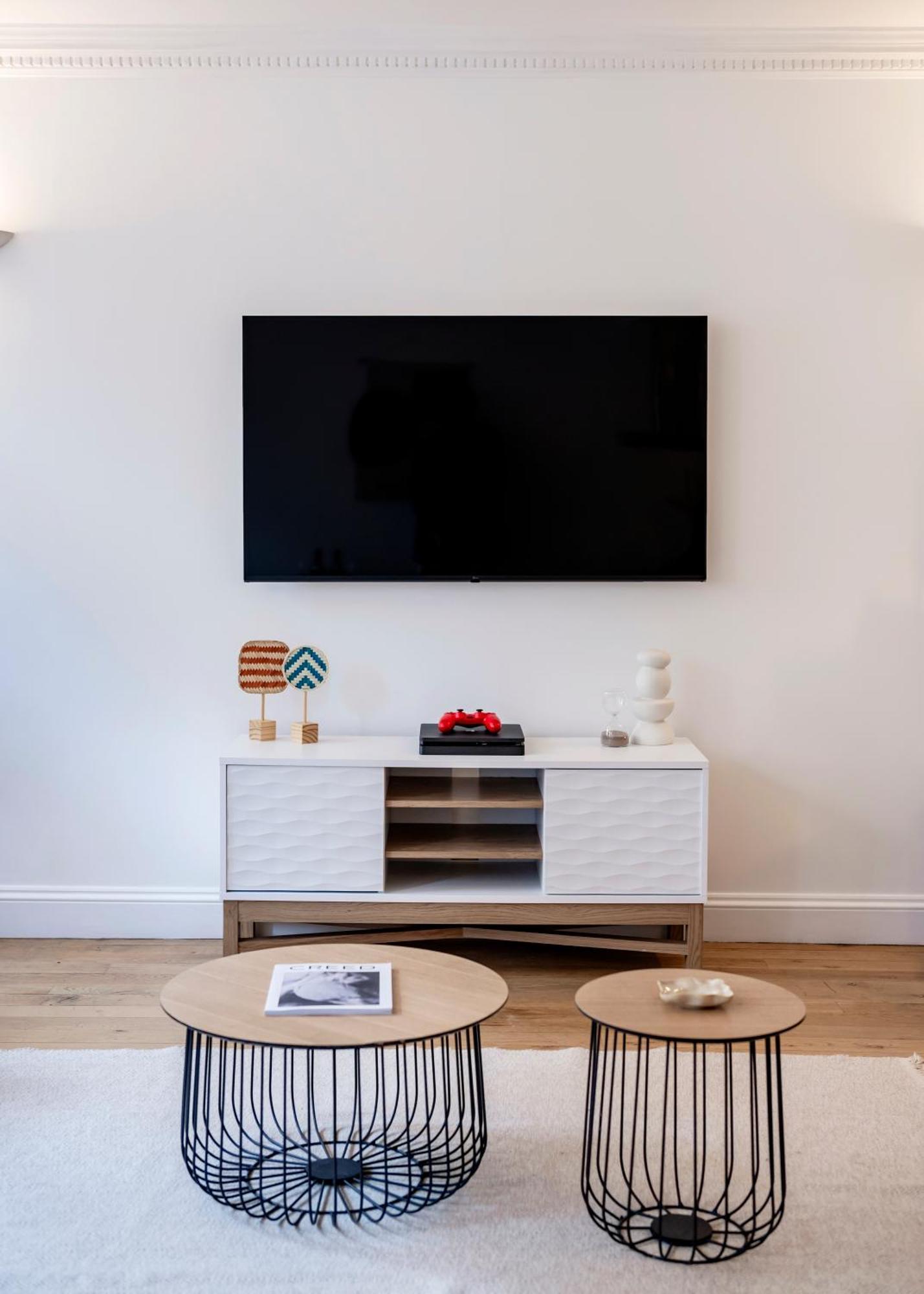 2 Bedr, 3 Beds, 1 Bath Thames, Trafalgar Sq * Londres