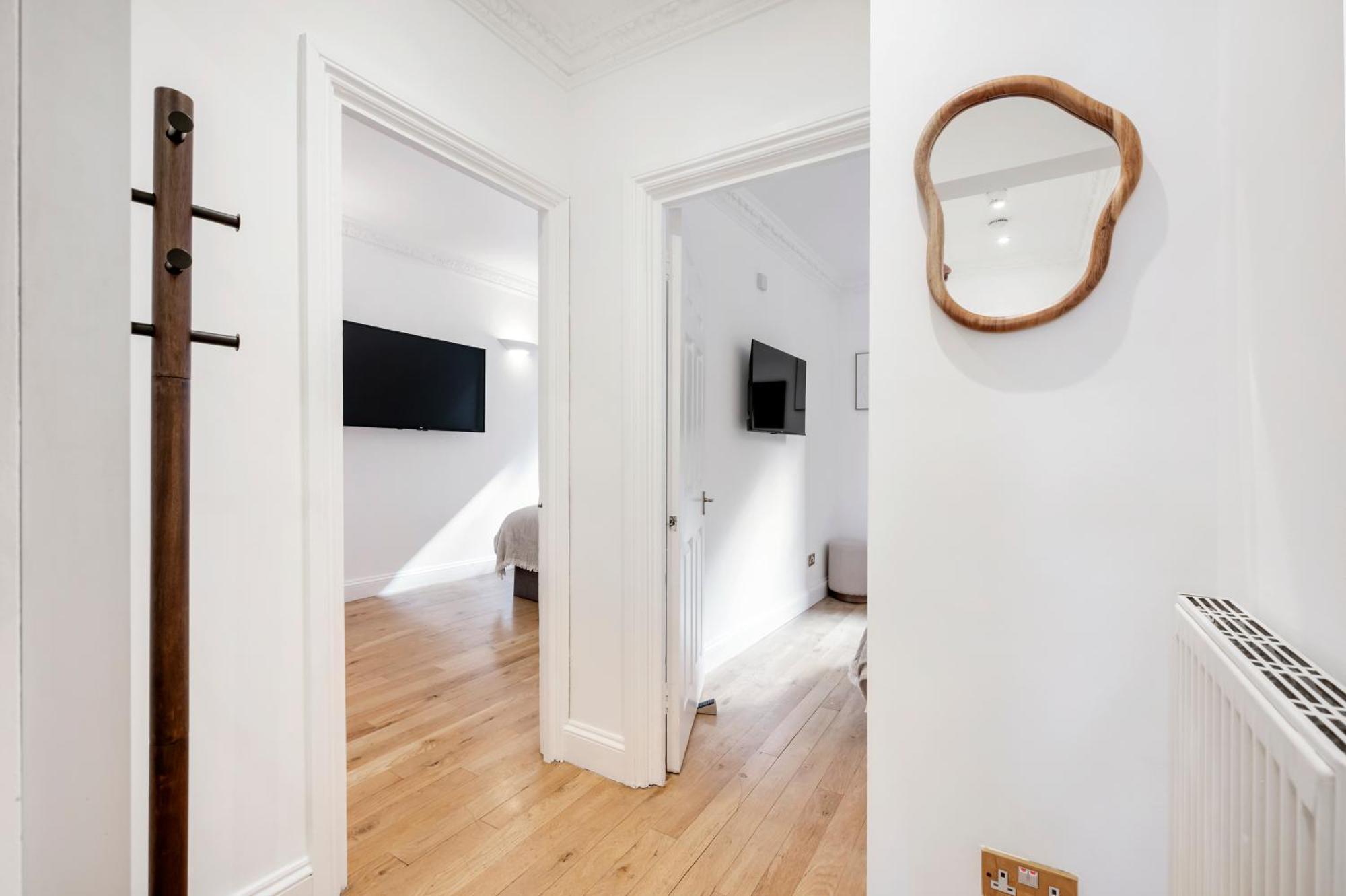 2 Bedr, 3 Beds, 1 Bath Thames, Trafalgar Sq * Londres