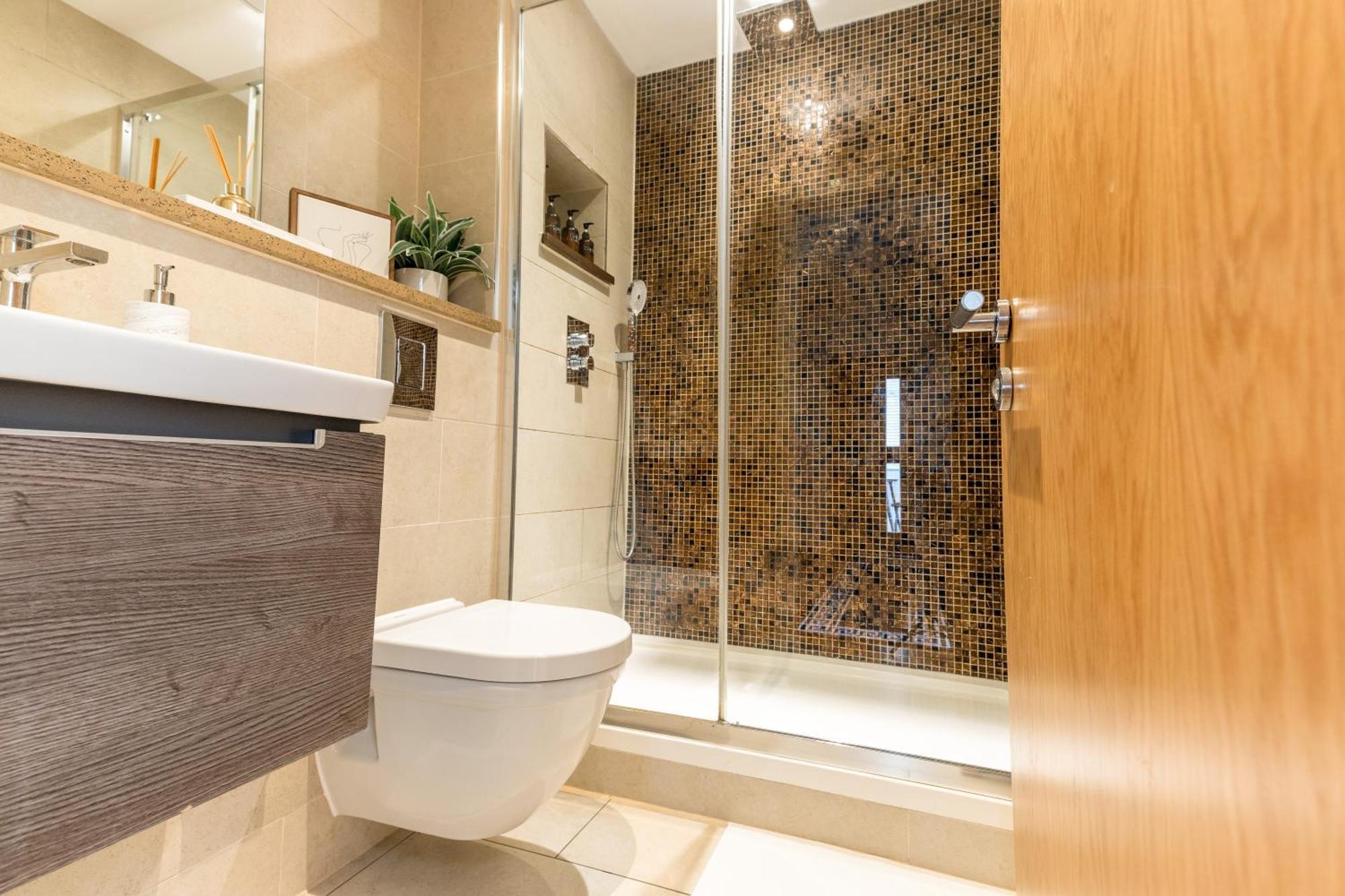 Apartamento Luxury In Near Big Ben, Buckingham Palace And Eye Londres