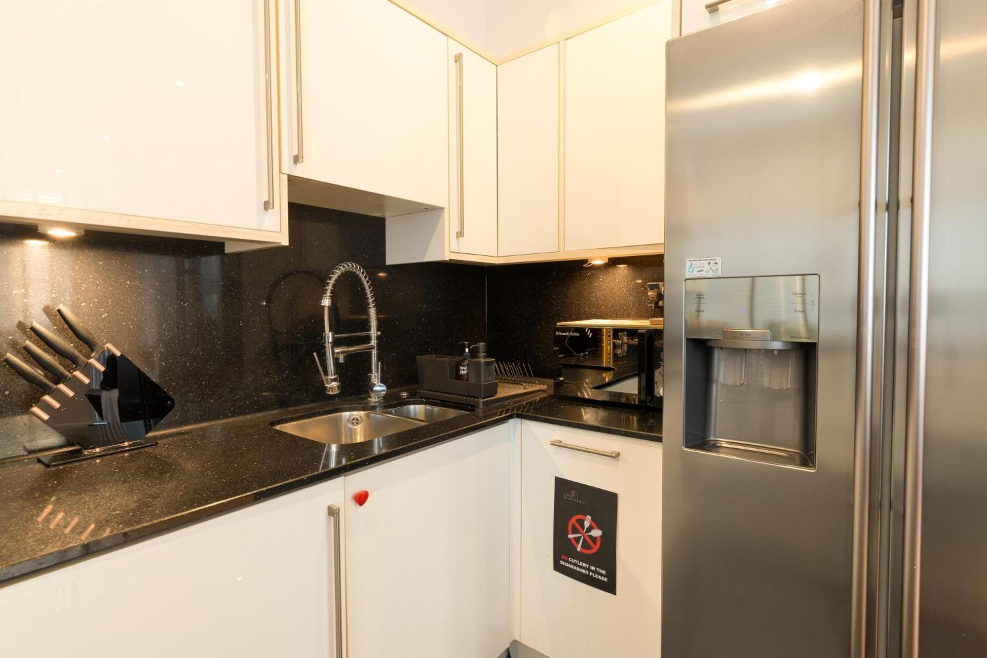 Apartamento Luxury In Near Big Ben, Buckingham Palace And Eye Londres