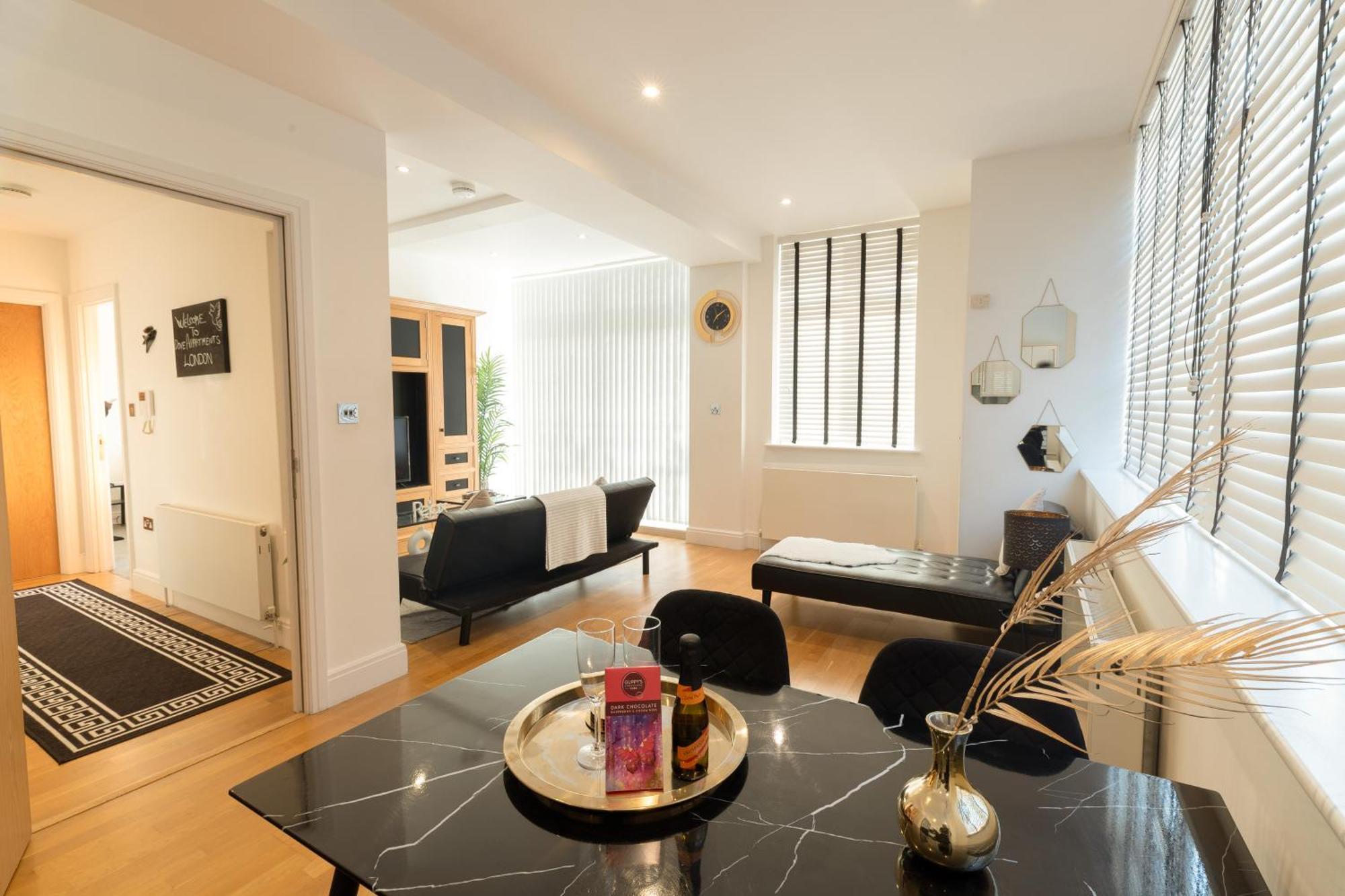 Apartamento Luxury In Near Big Ben, Buckingham Palace And Eye Londres