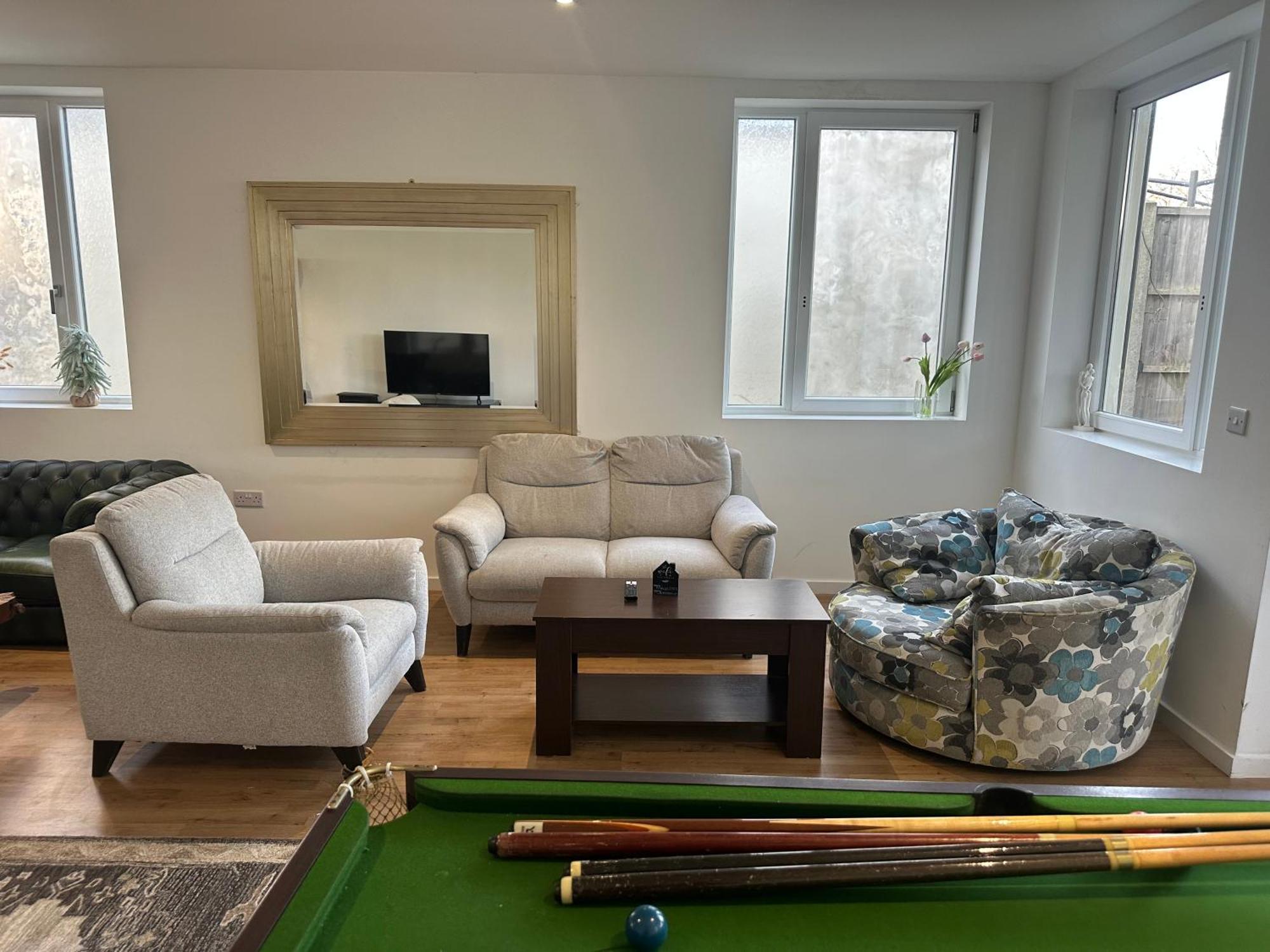 North Spacious: 7-bedroom Group Retreat With Gym Holiday home *