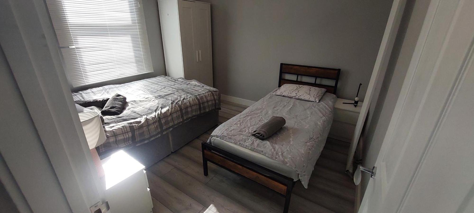 Chandos - 4 Bedroom House - 20 Mins To Centre * Londres
