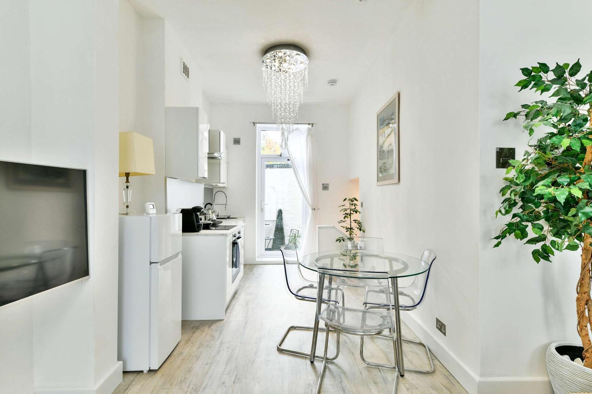 2br Notting Hill With Patio *