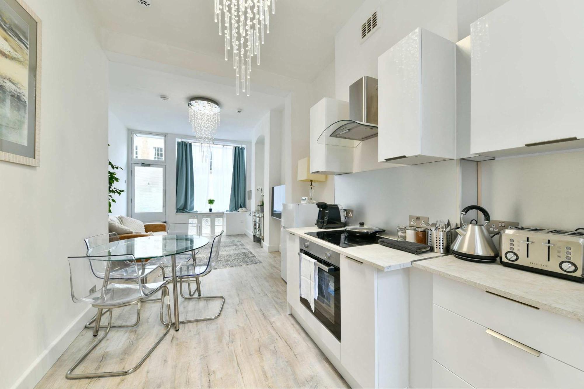 Apartment 2br Notting Hill With Patio