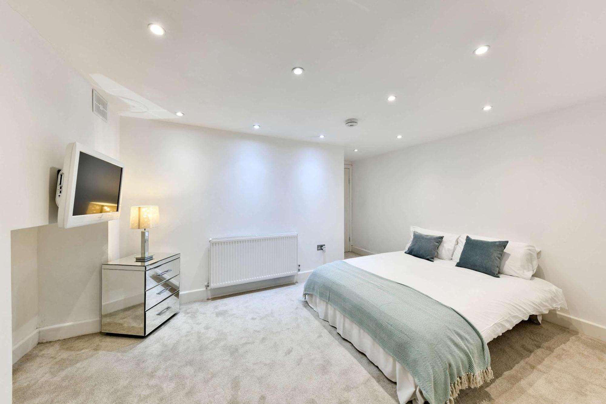 2br Notting Hill With Patio London