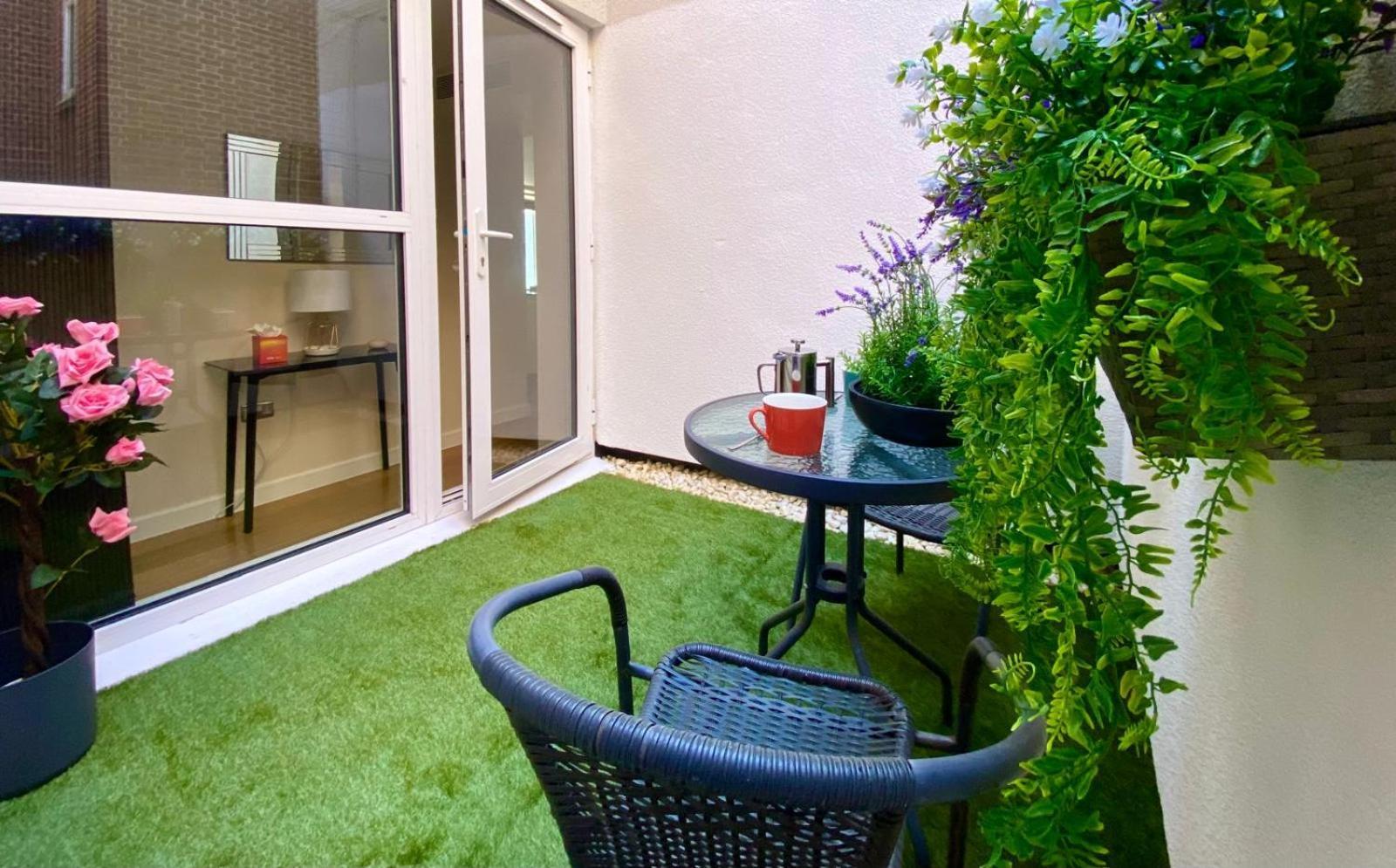 Westminster 1 Bed With Terrace * London