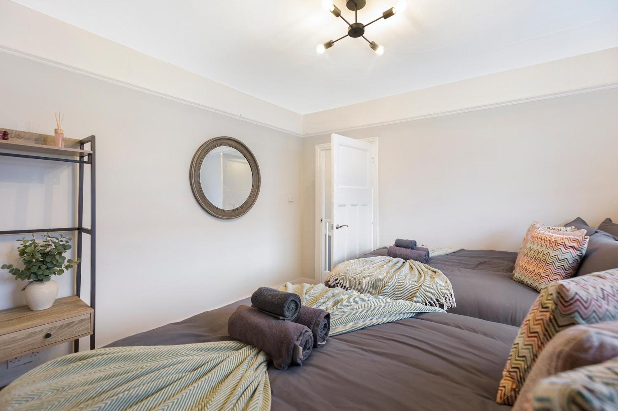 Finsbury Park Hideout Sleeps 10 Hébergement de vacances *