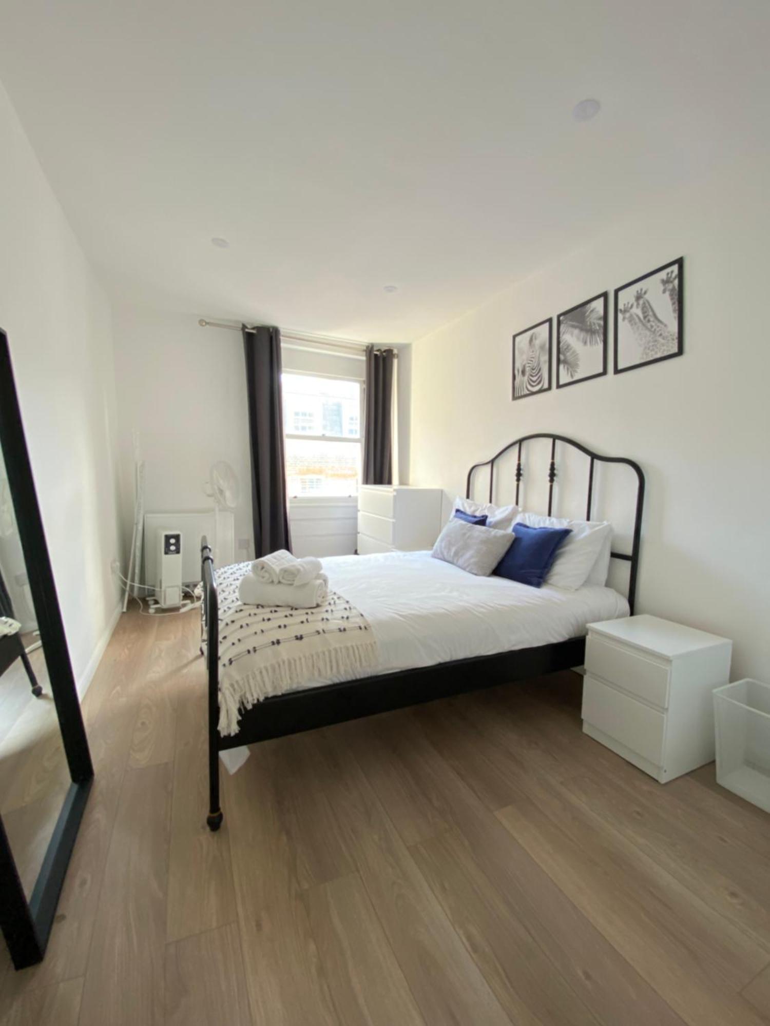 2-bed Flat On The Lively Old Compton St - Soho! Appartement *