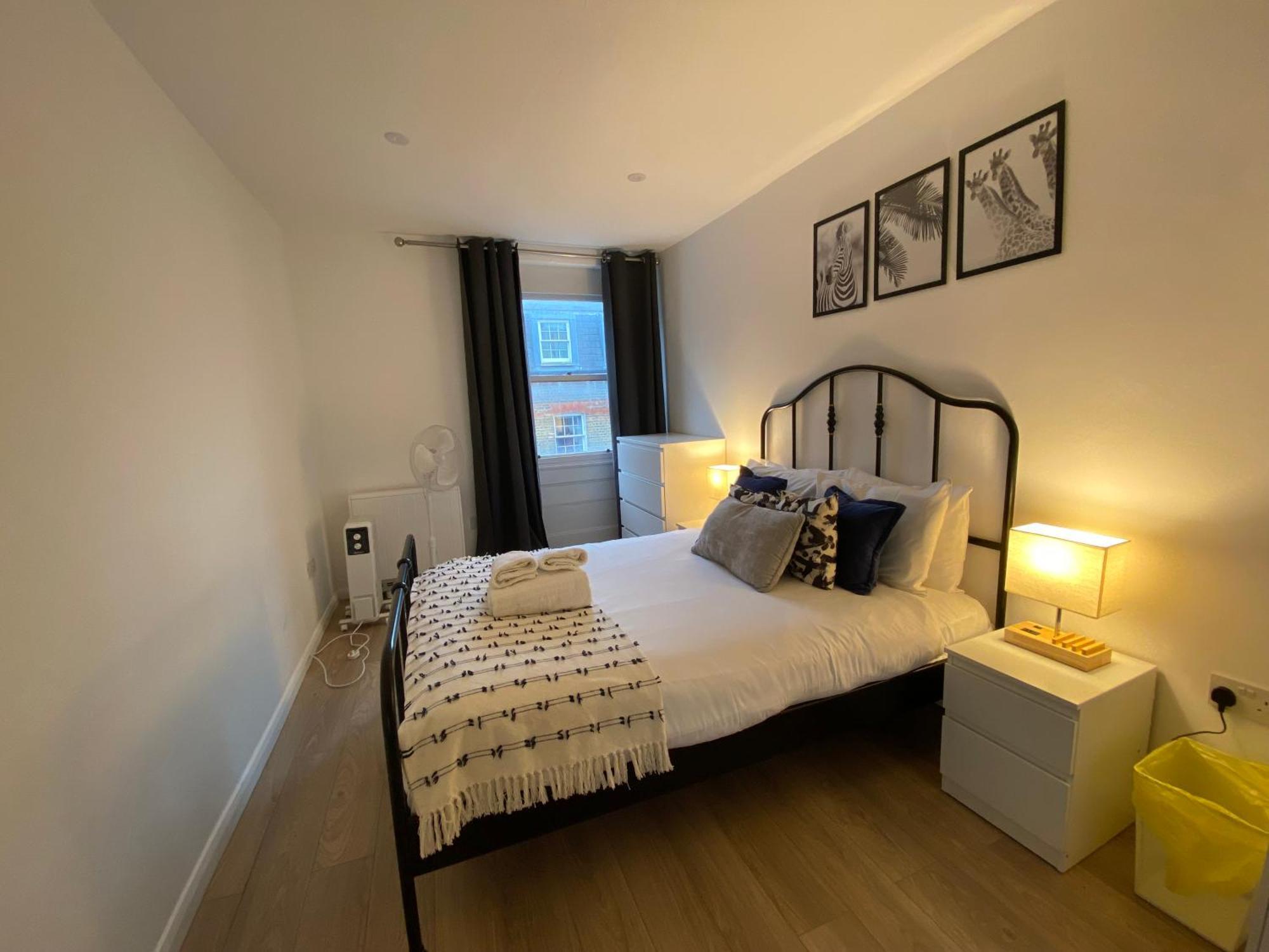 2-bed Flat On The Lively Old Compton St - Soho! Appartement