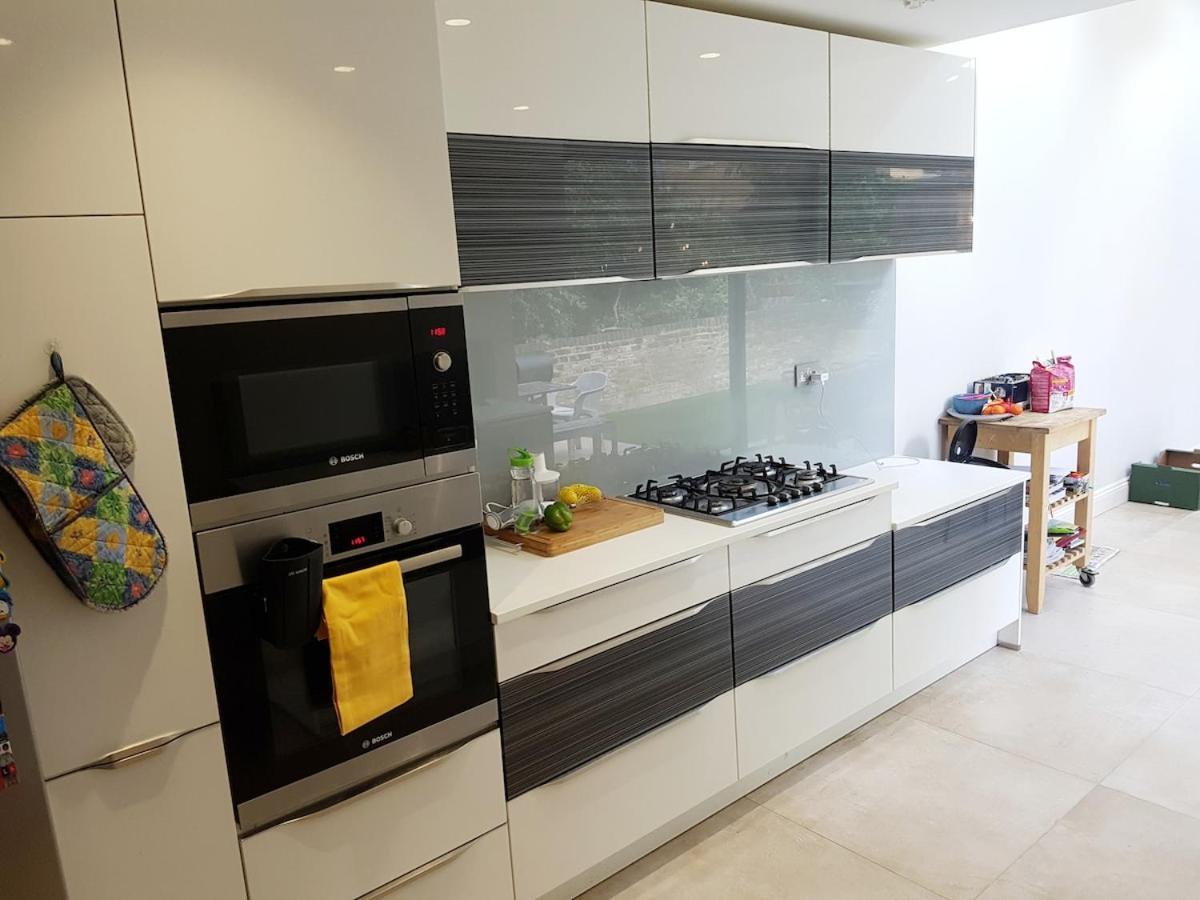 Villa Fantastic Family Friendly House In Brixton